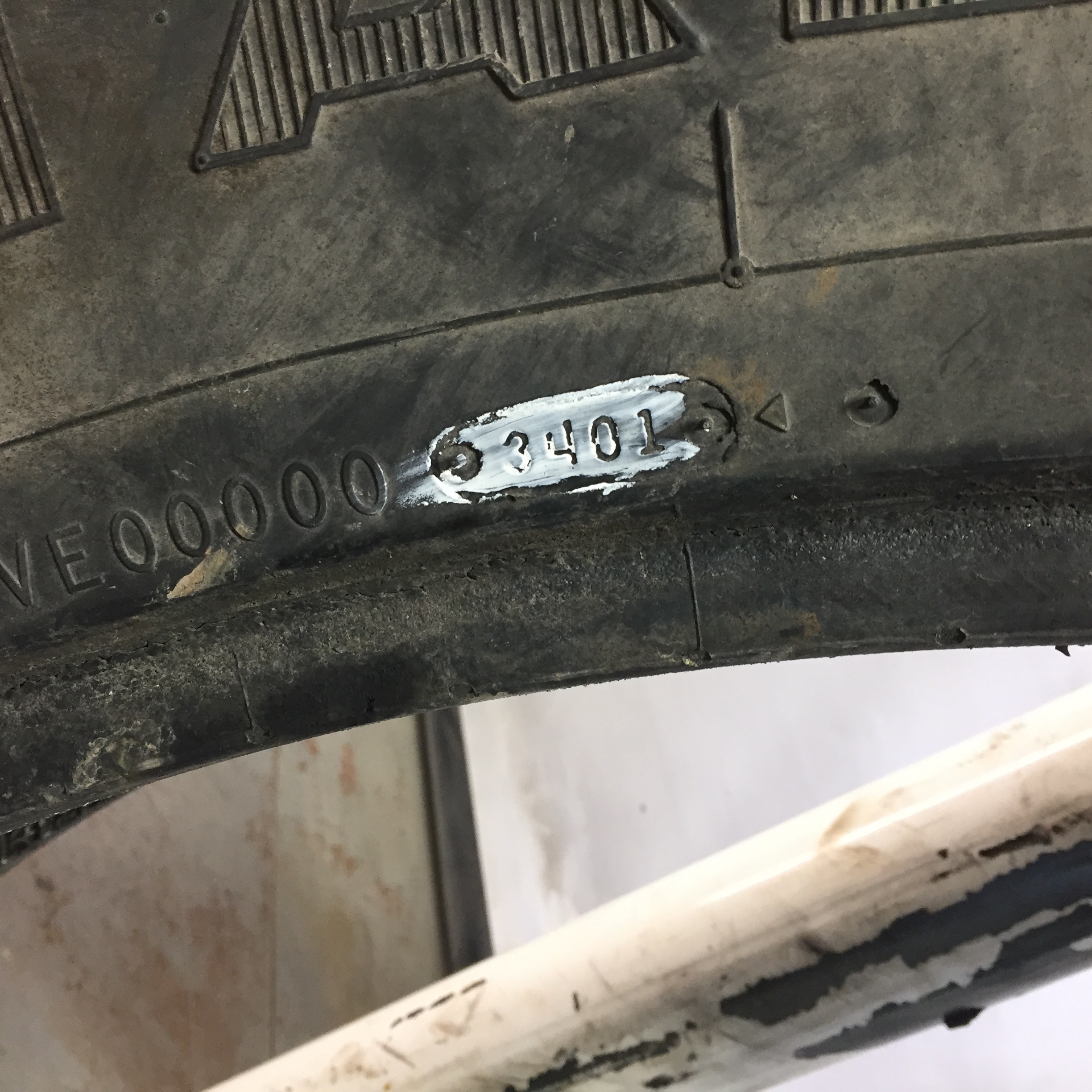 320/90R50 Firestone Radial 9000 R-1W Tire S003049