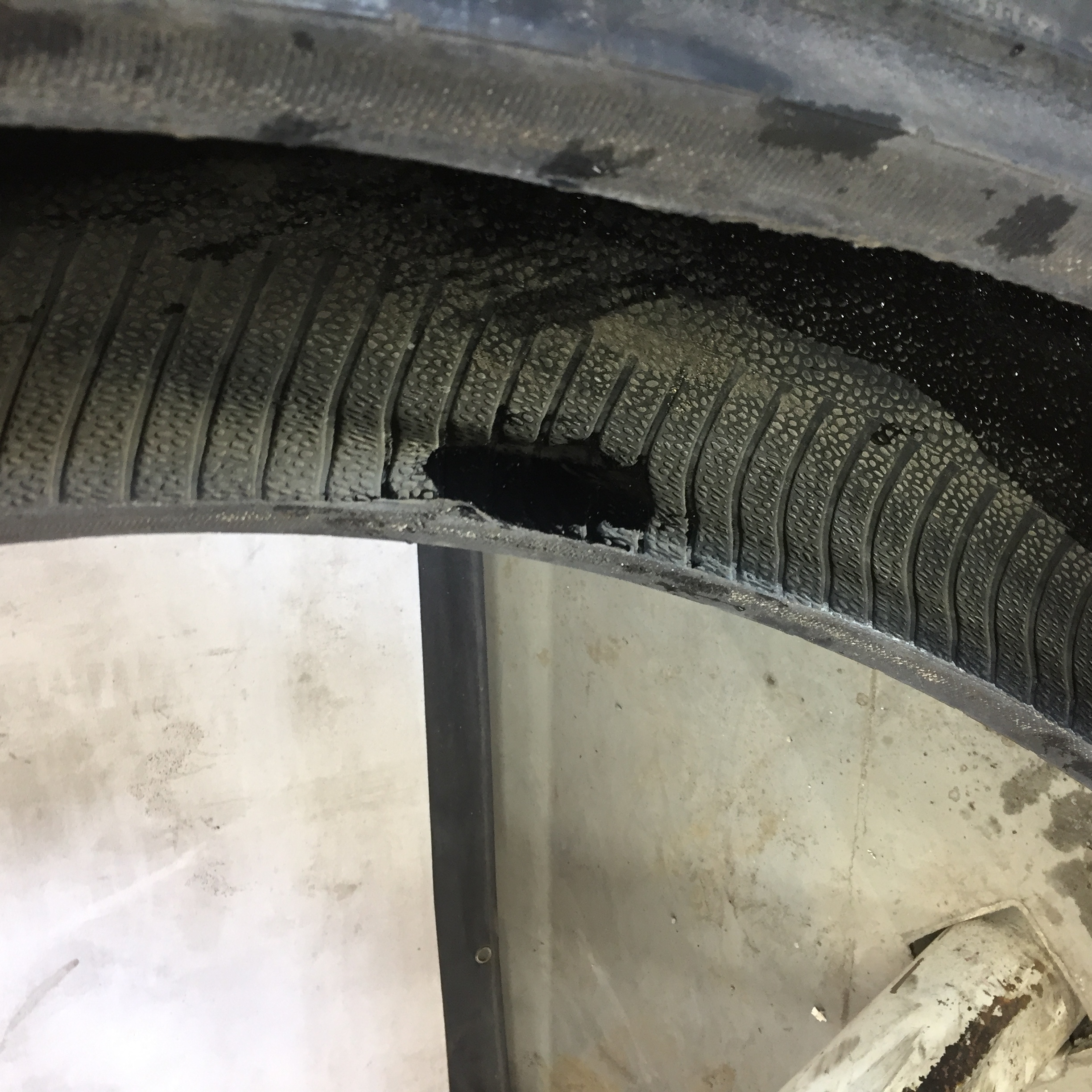 320/90R50 Firestone Radial 9000 R-1W Tire S003049