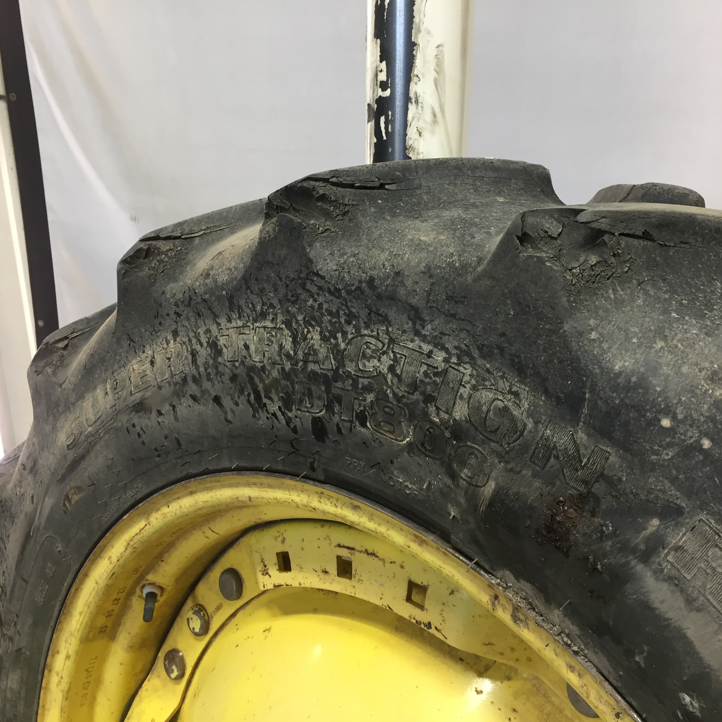 320/85R34 Goodyear Farm Super Traction Radial R-1W Tire RT008412