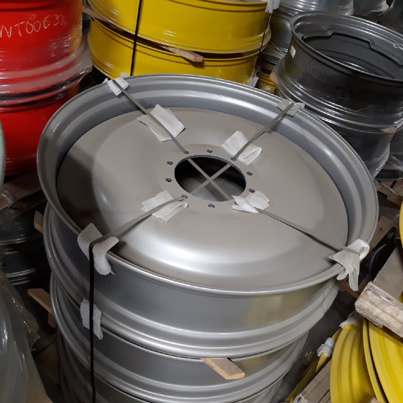 46''D x 12''W Bubble Disc Wheel T006701