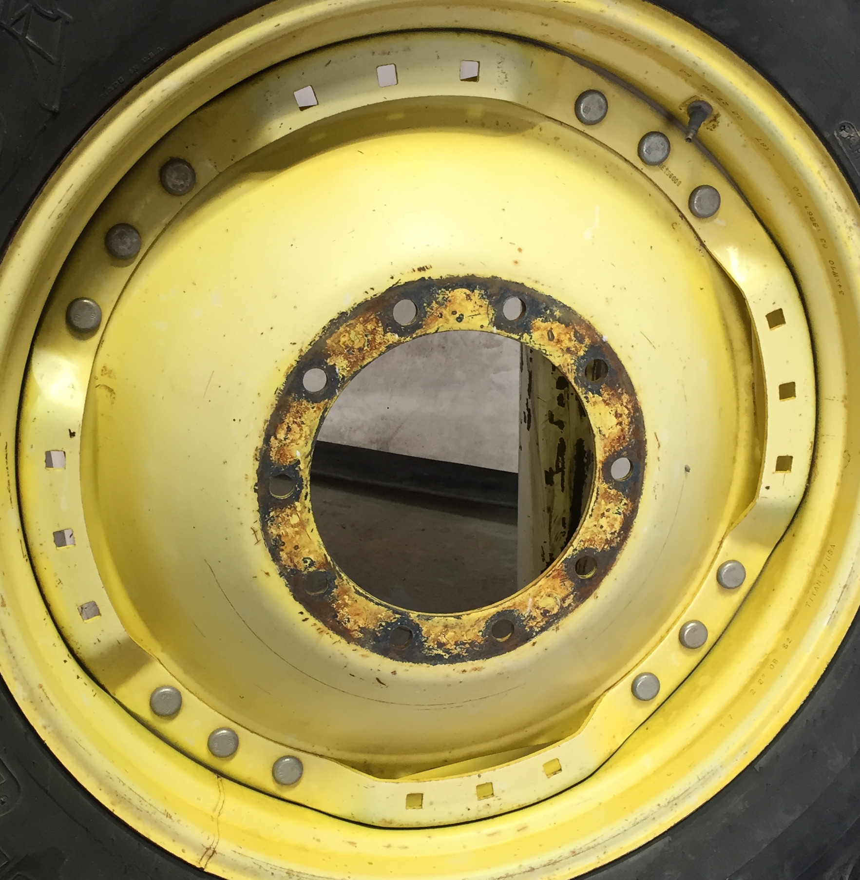 Waffle Wheel (Groups of 3 bolts) WT008414