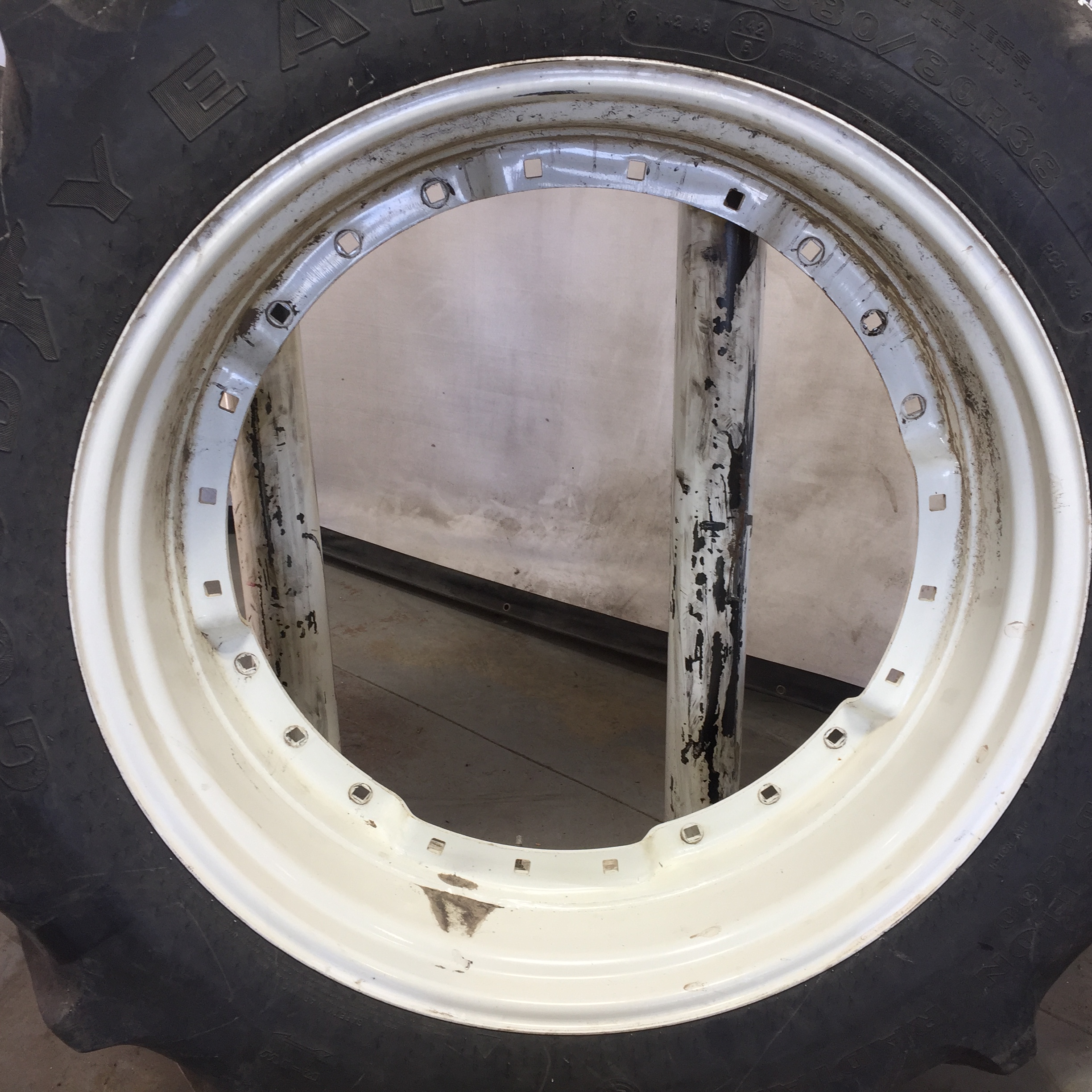 38''D x 12''W Waffle Wheel (Groups of 3 bolts) Wheel WT008489