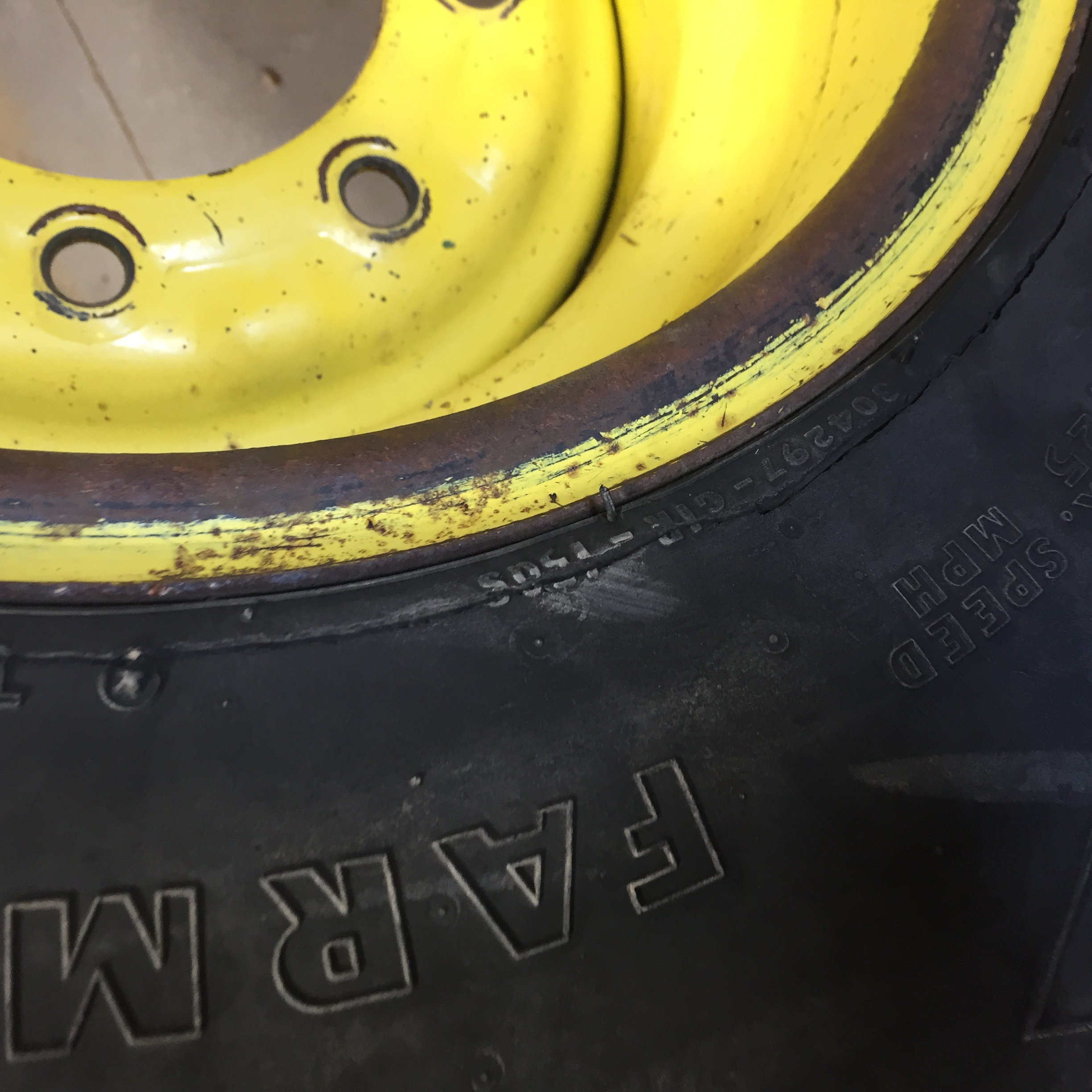 12.5/L-15 Goodyear Farm Utility SL I-1 Tire RT008445