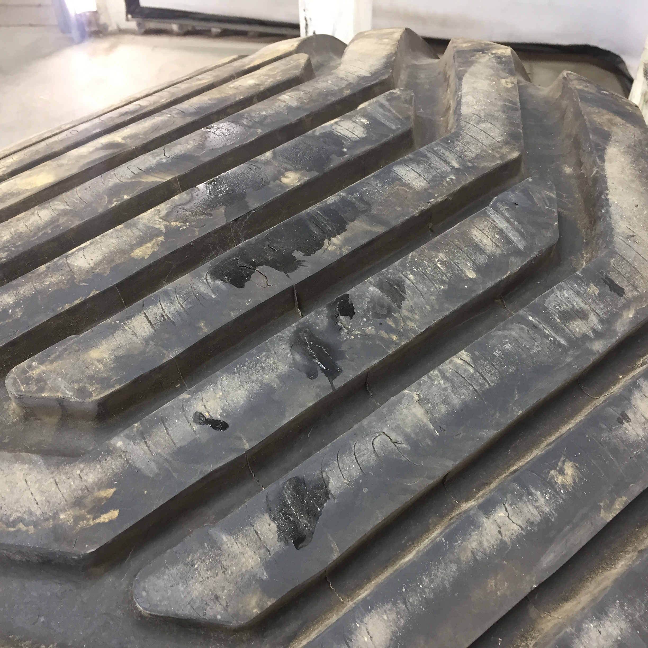 700/50-22.5 Alliance 328 Flotation IMP I-3 Tire 008044