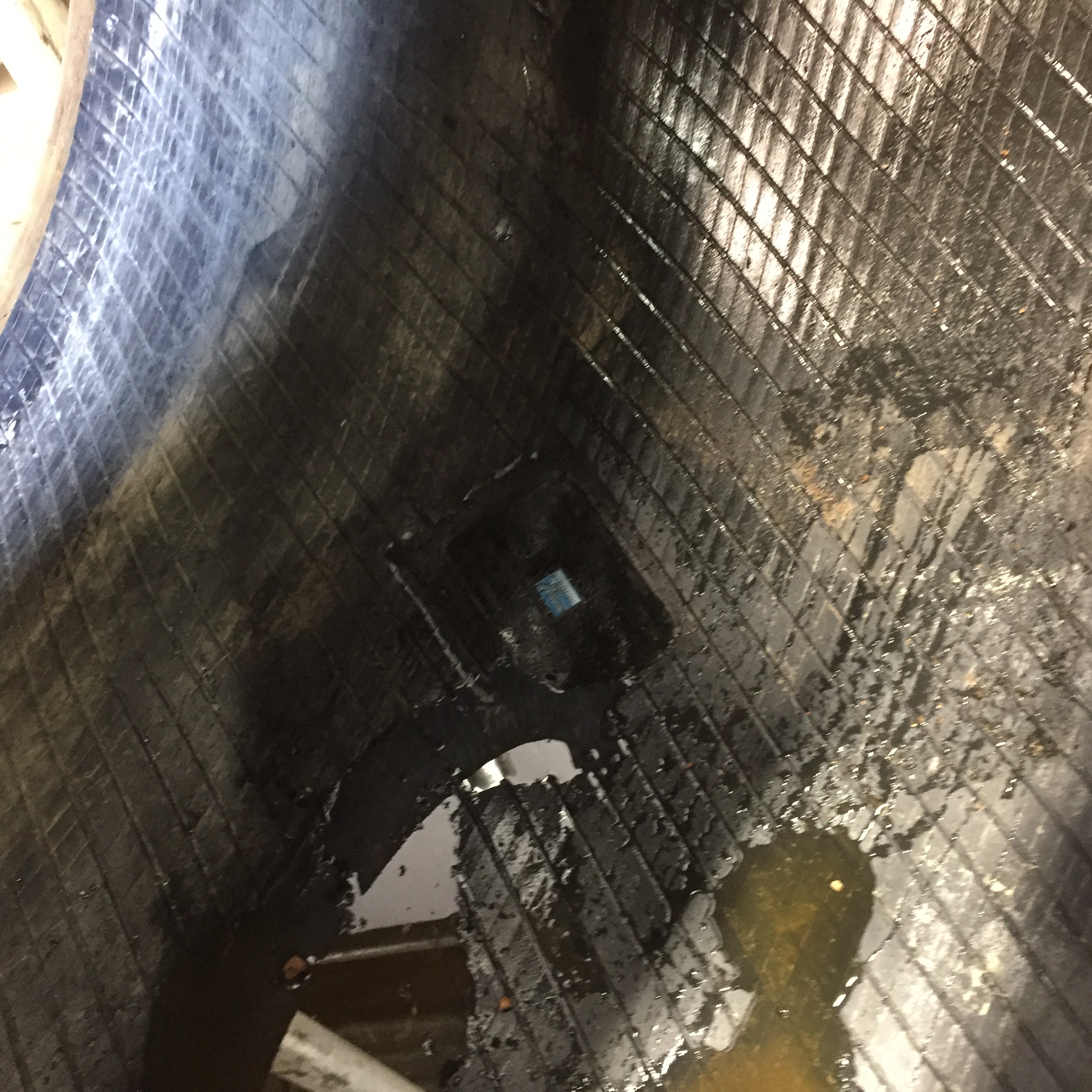 800/65R32 Michelin MegaXBib (M28) R-1W Tire 008058