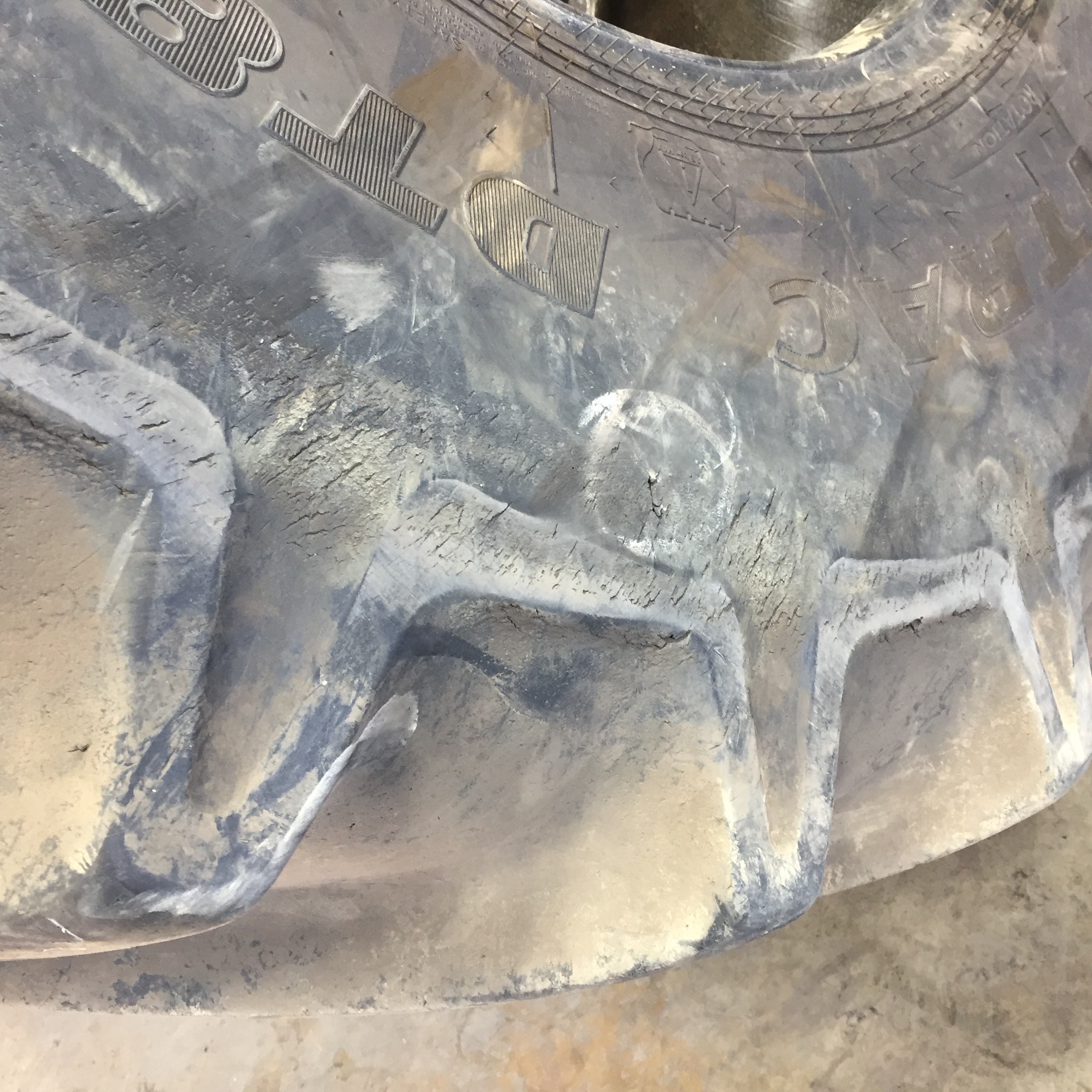 650/85R38 Goodyear Farm DT824 Optitrac R-1W Tire 008060