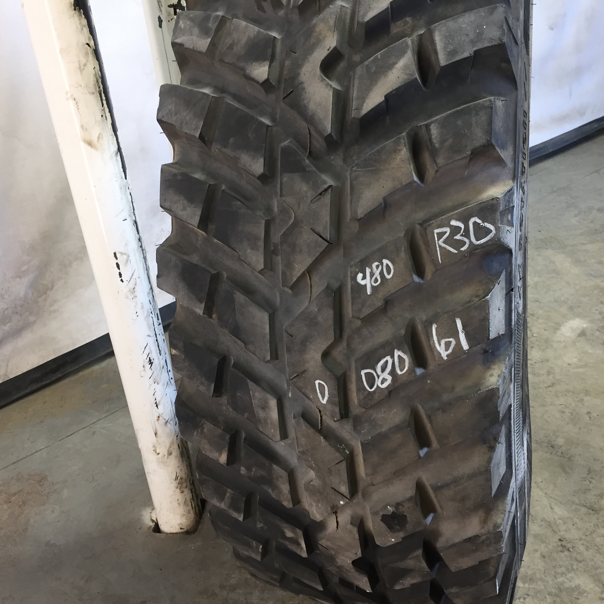 480/80R30 Nokian TRI 2 R-1 Tire 008061