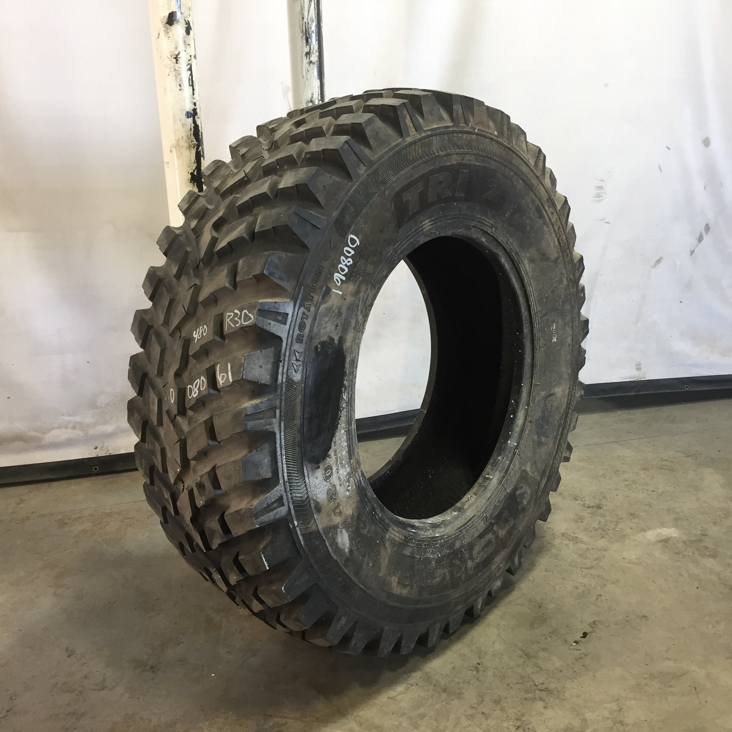 480/80R30 Nokian TRI 2 R-1 Tire 008061