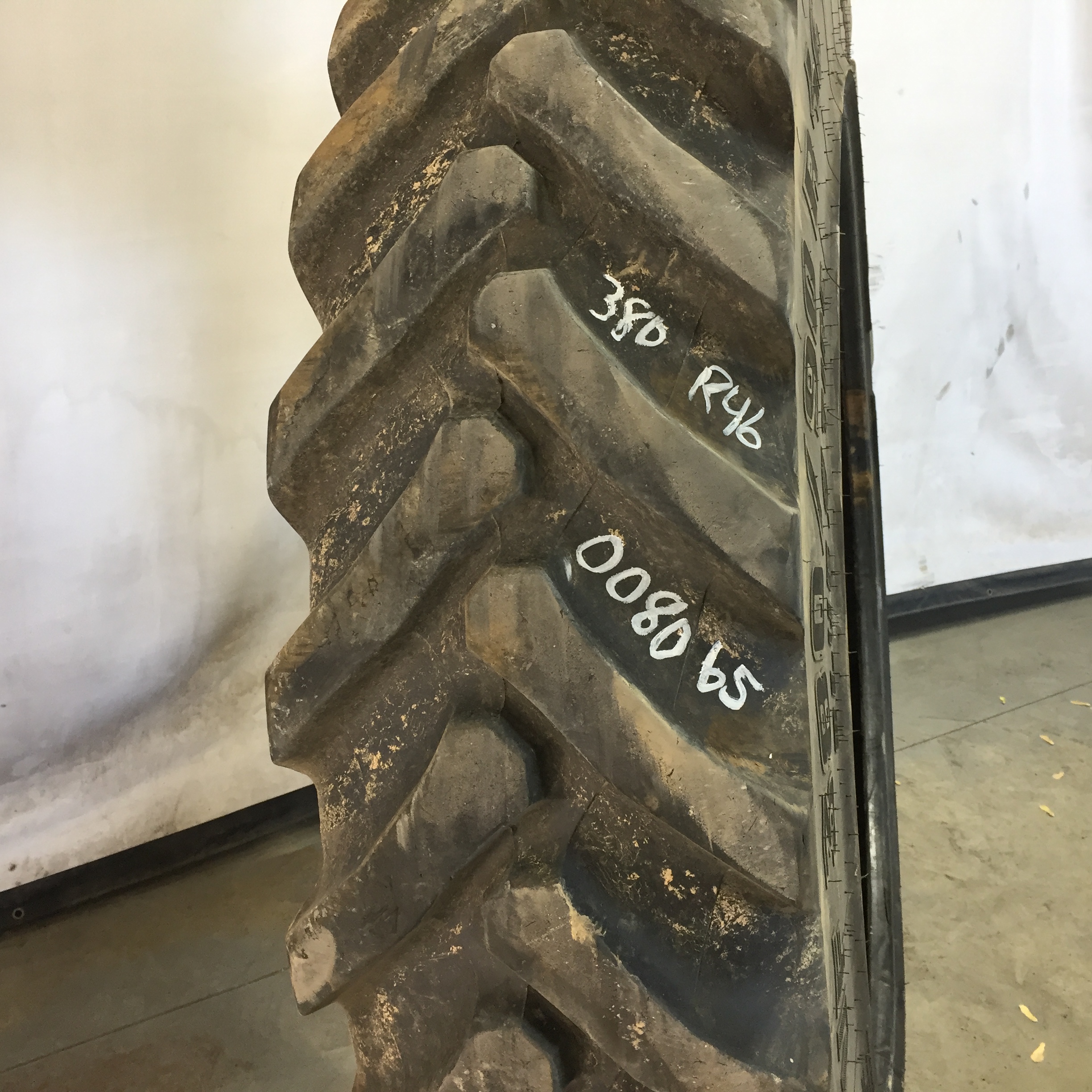 380/90R46 Trelleborg TM150 Row Crop Tire R-1 Tire S008065