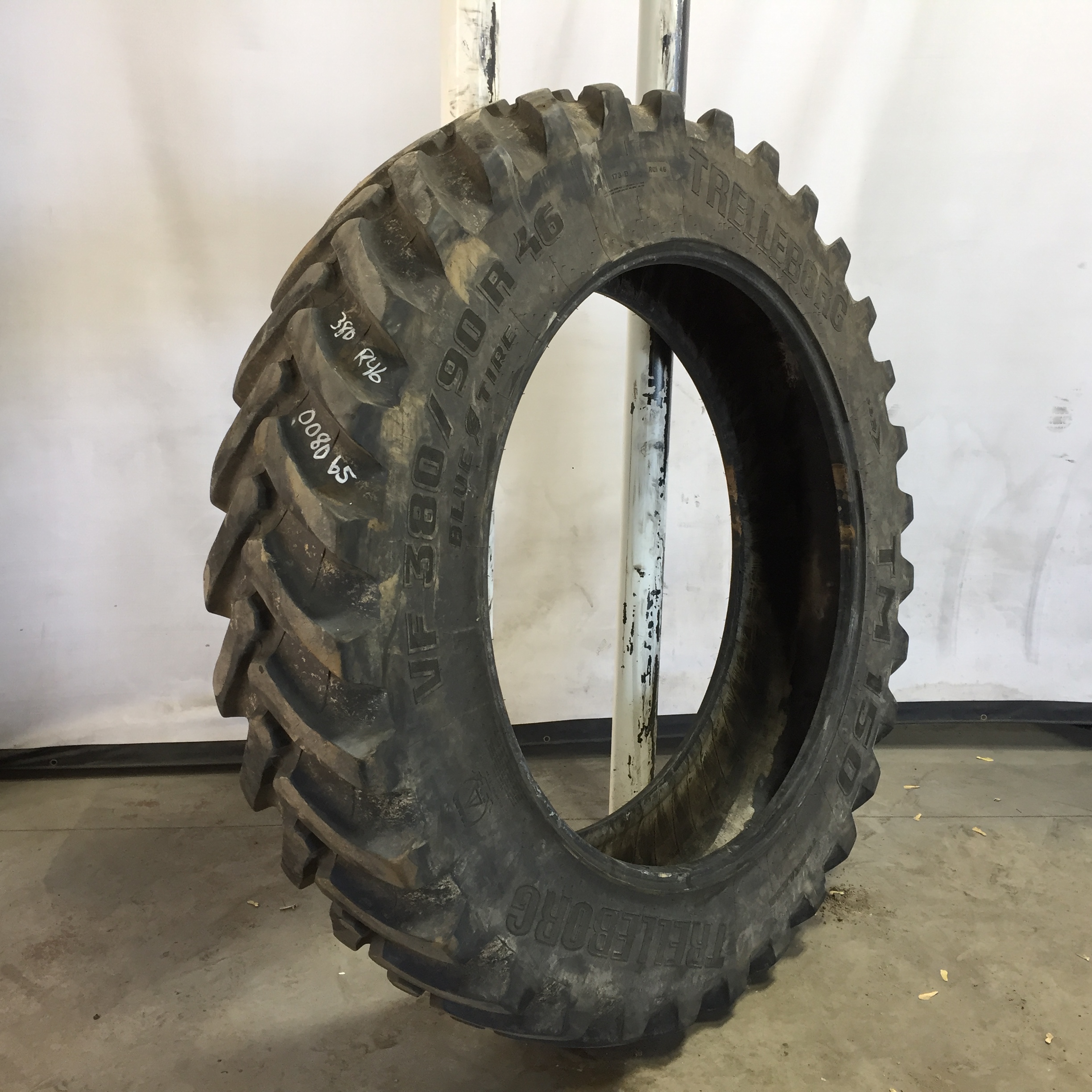 380/90R46 Trelleborg TM150 Row Crop Tire R-1 Tire S008065