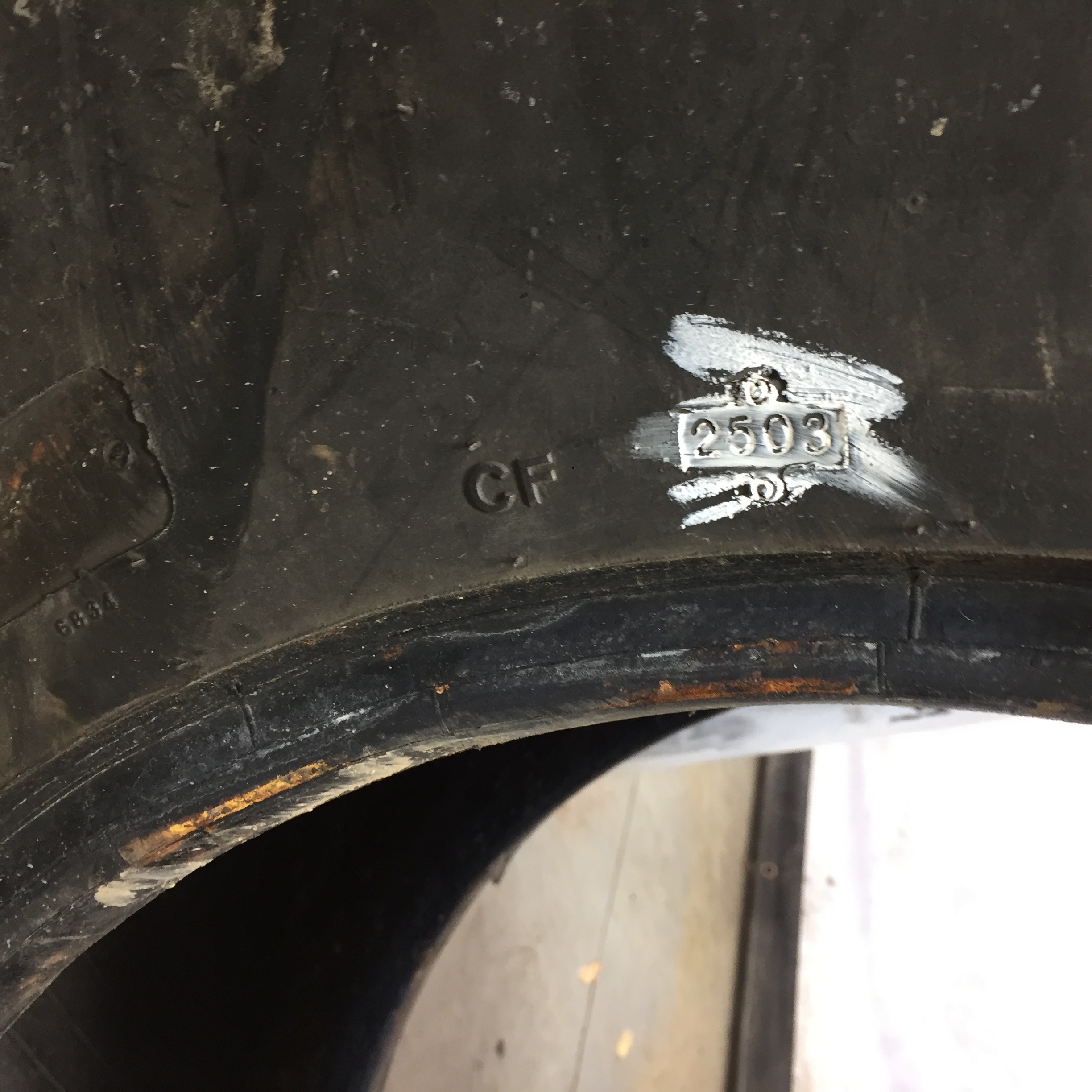 16.9/-24 Titan Farm Torc Trac R-3 Tire 008077