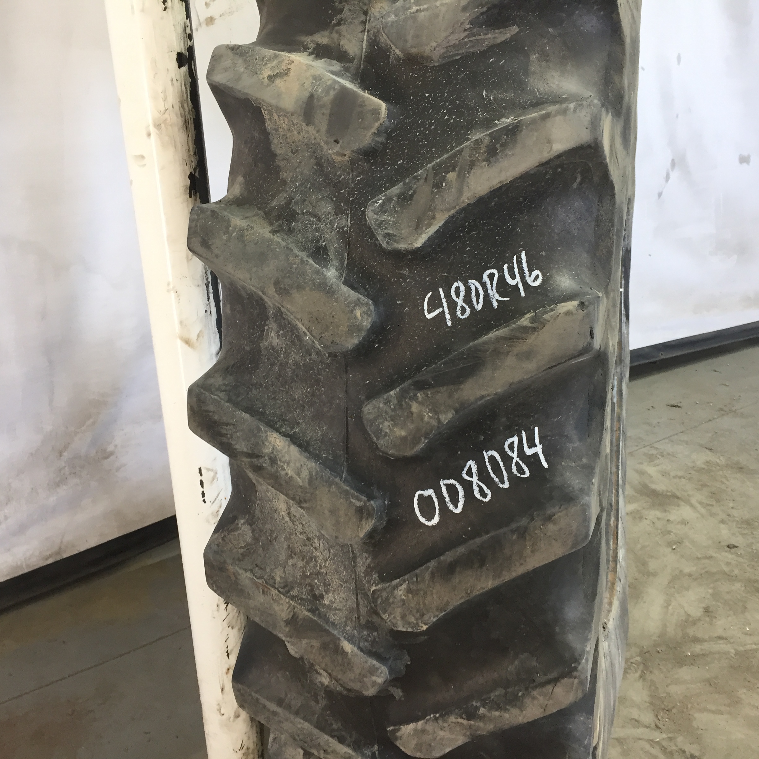 480/80R46 Firestone Radial All Traction 23 R-1 Tire 008084