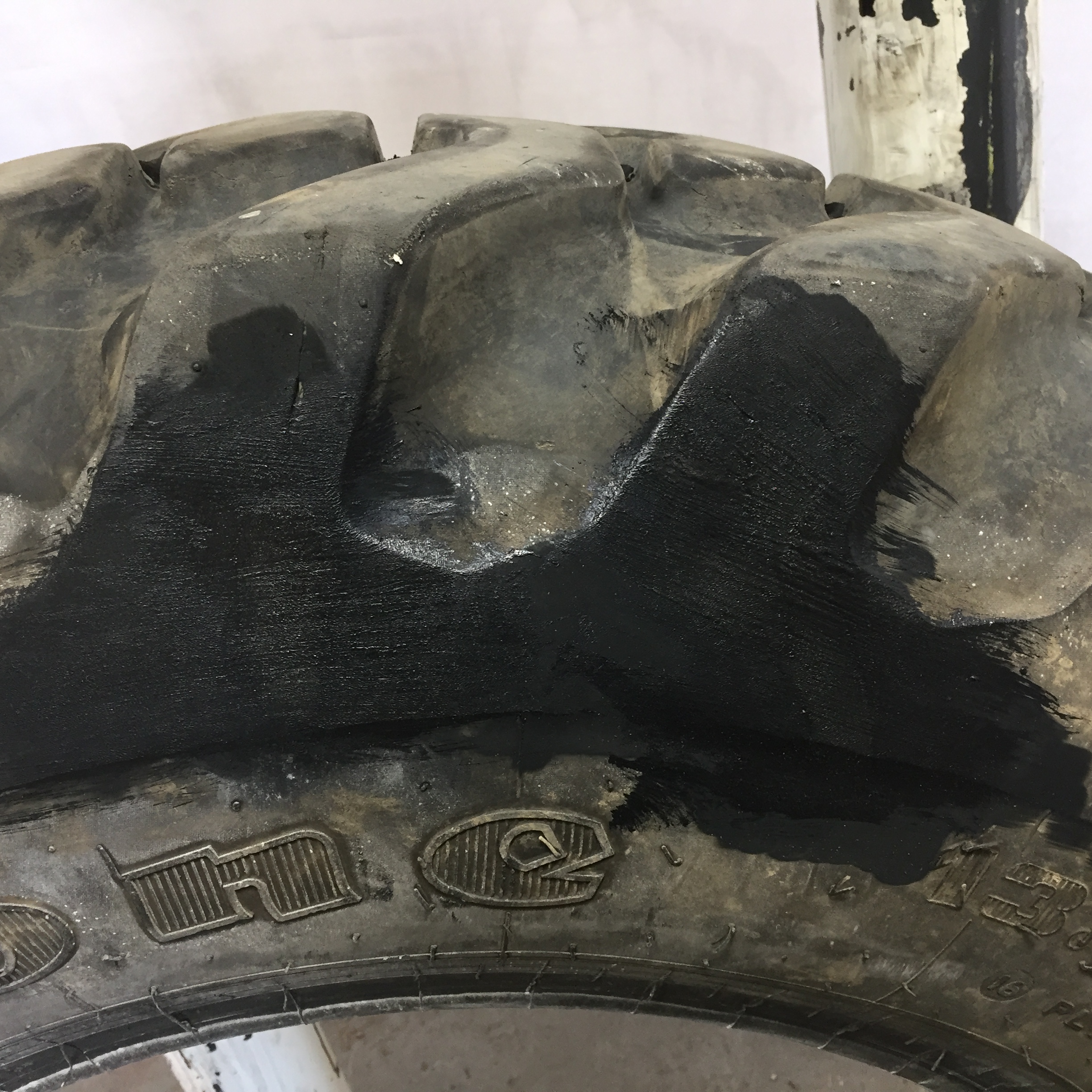 13.00/-24 Firestone Super Ground Grip RB G-2 Tire 008085