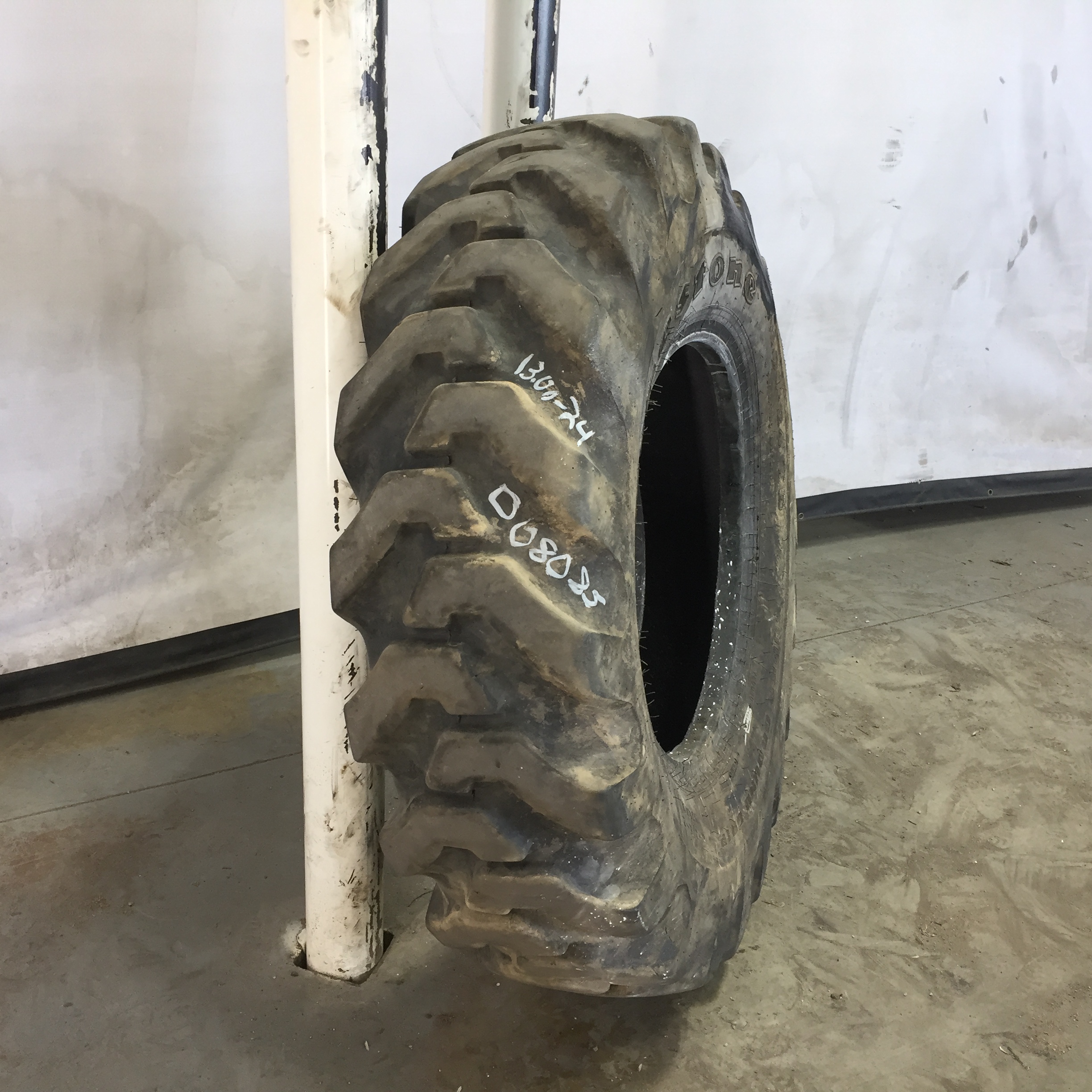 13.00/-24 Firestone Super Ground Grip RB G-2 Tire 008085