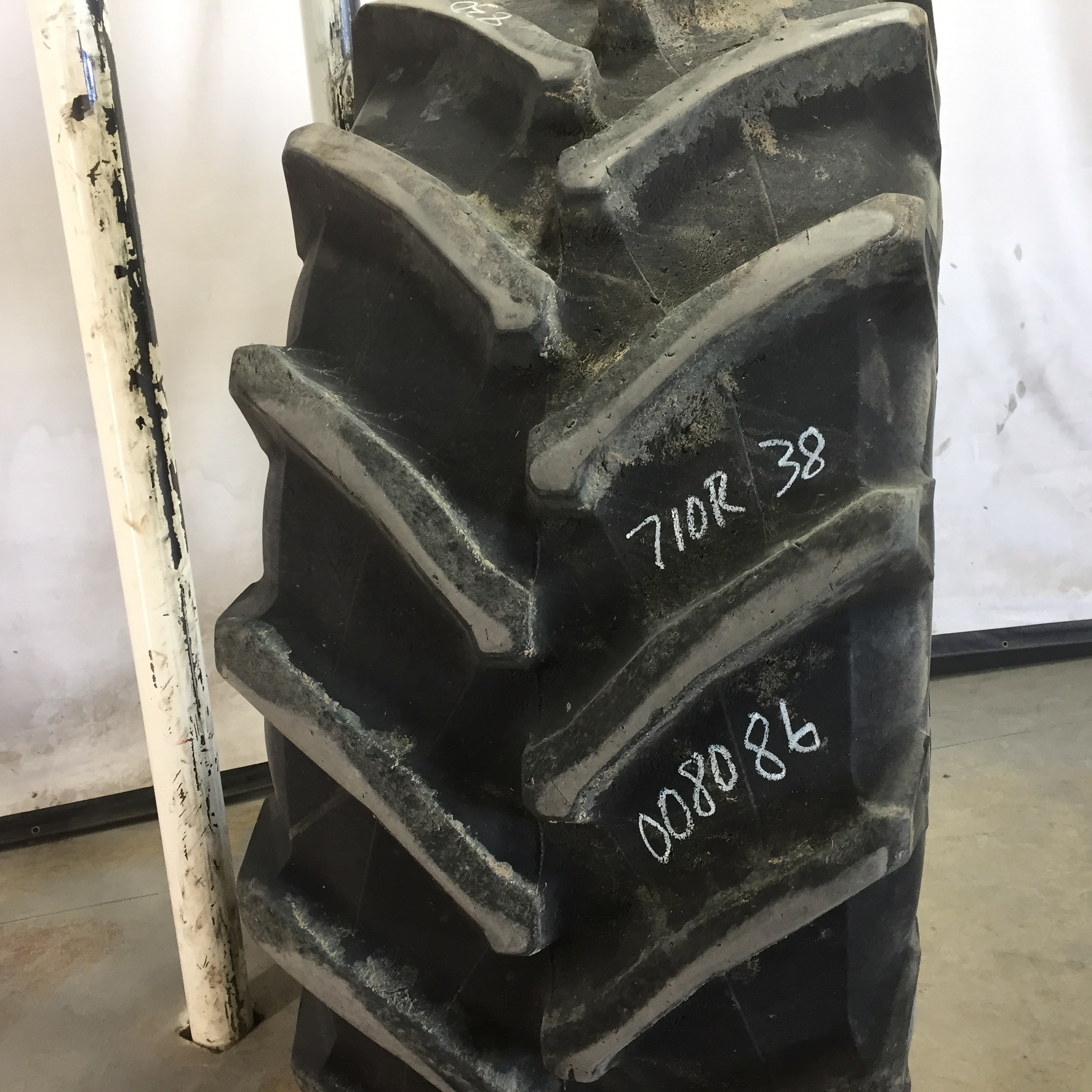 710/70R38 Trelleborg TM800 High Speed R-1W Tire 008086