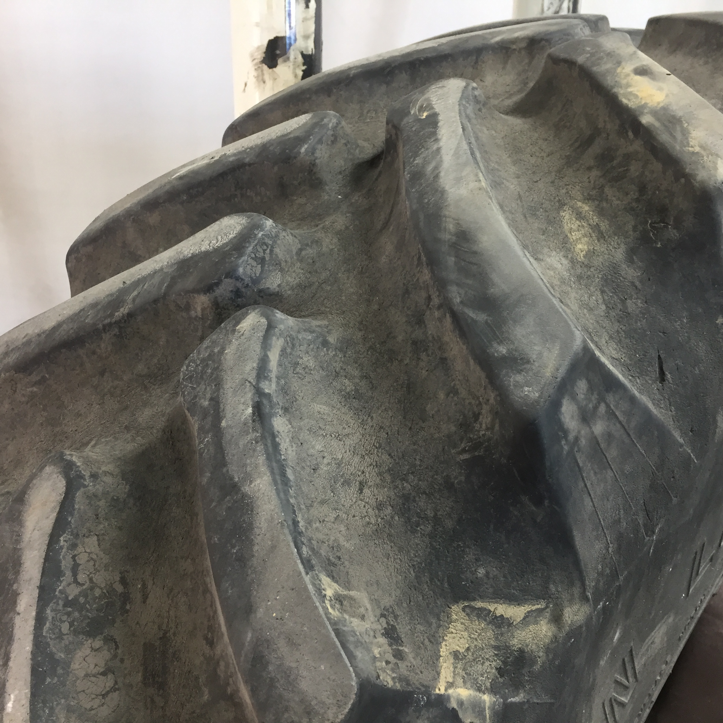 18.4/R38 Titan Farm Hi Traction Lug Radial R-1 Tire 008114