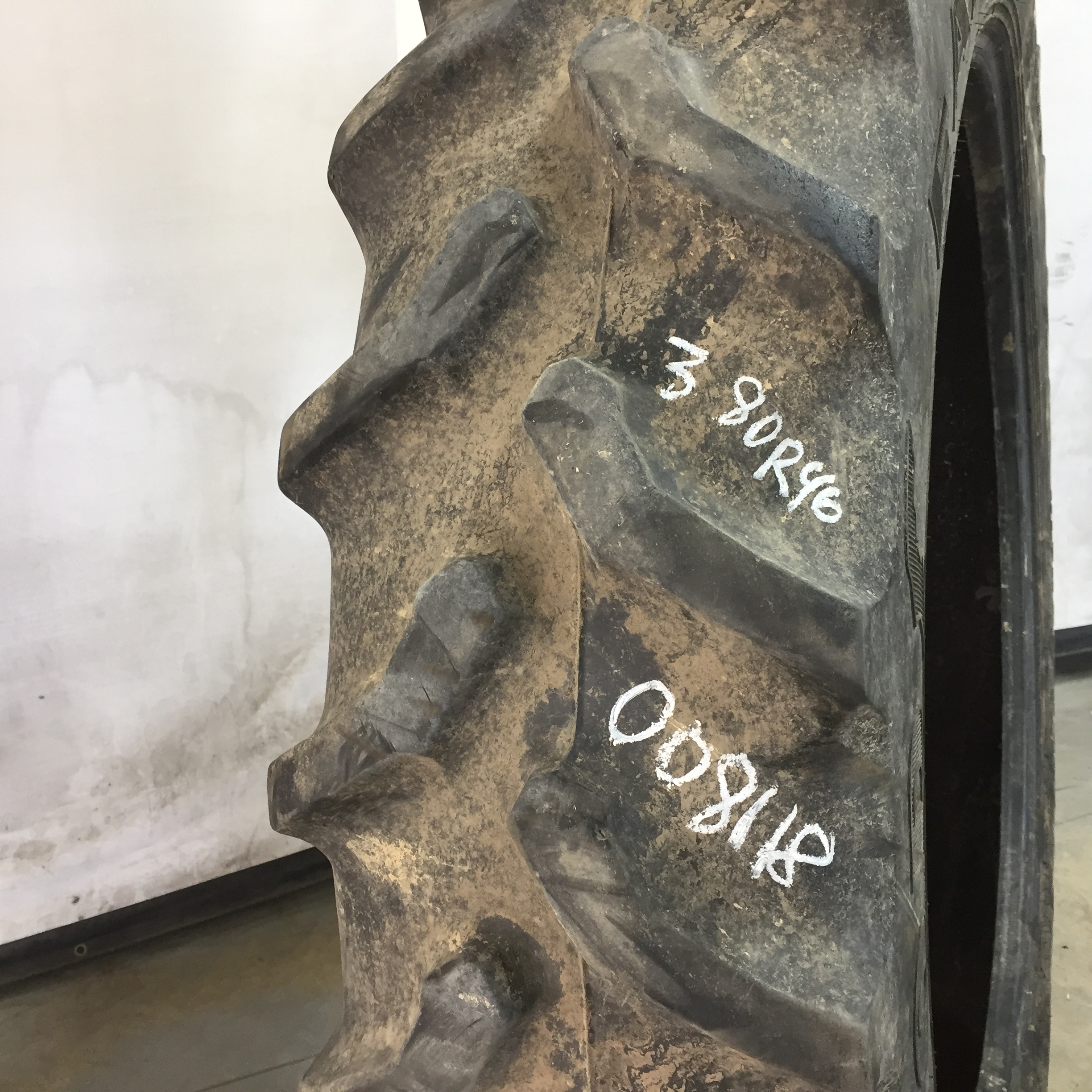 380/90R46 Goodyear Farm UltraTorque Radial R-1 Tire 008118