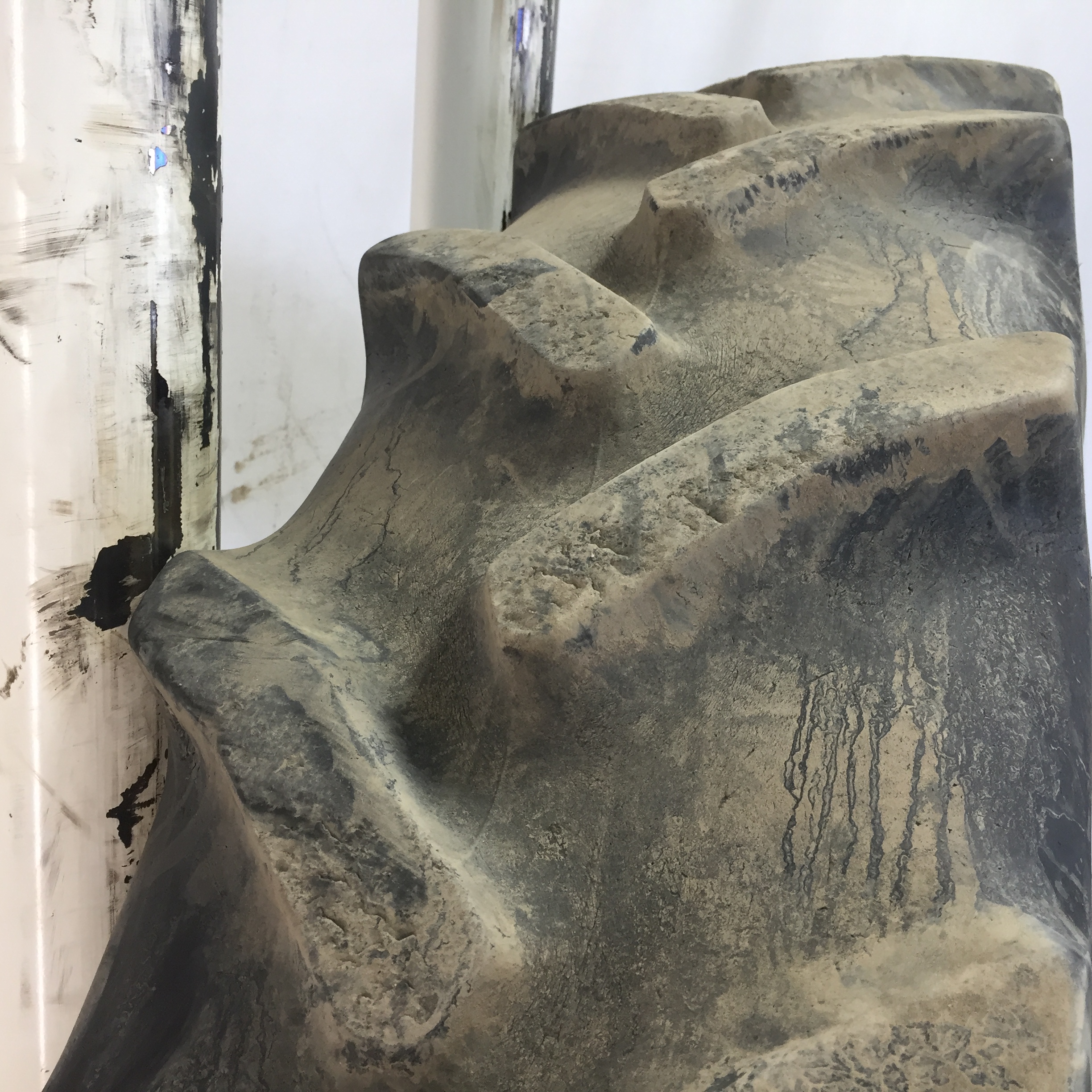 380/90R54 Goodyear Farm DT800 Super Traction R-1W Tire 008121