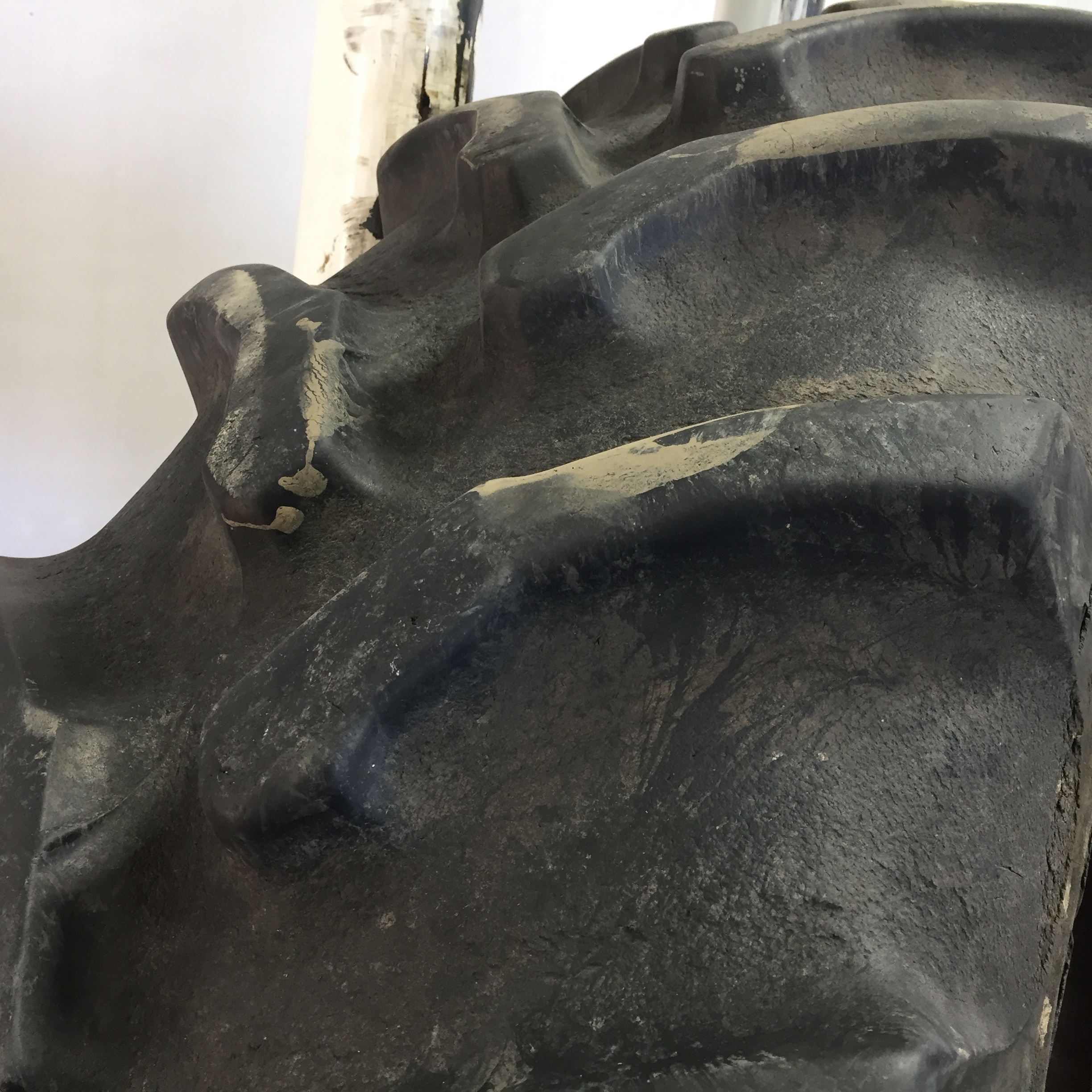 520/85R42 Goodyear Farm UltraTorque Radial R-1 Tire 008130