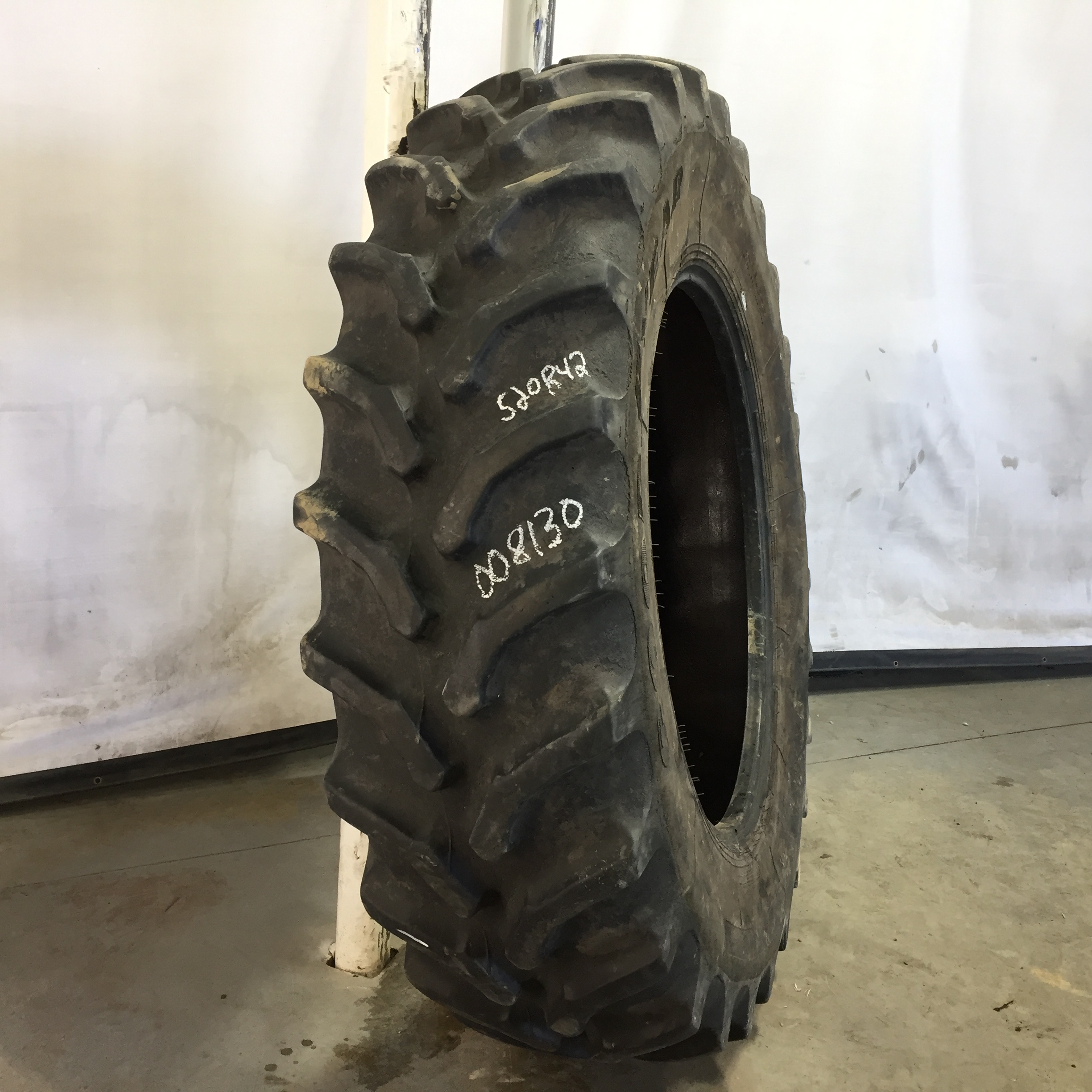 520/85R42 Goodyear Farm UltraTorque Radial R-1 Tire 008130