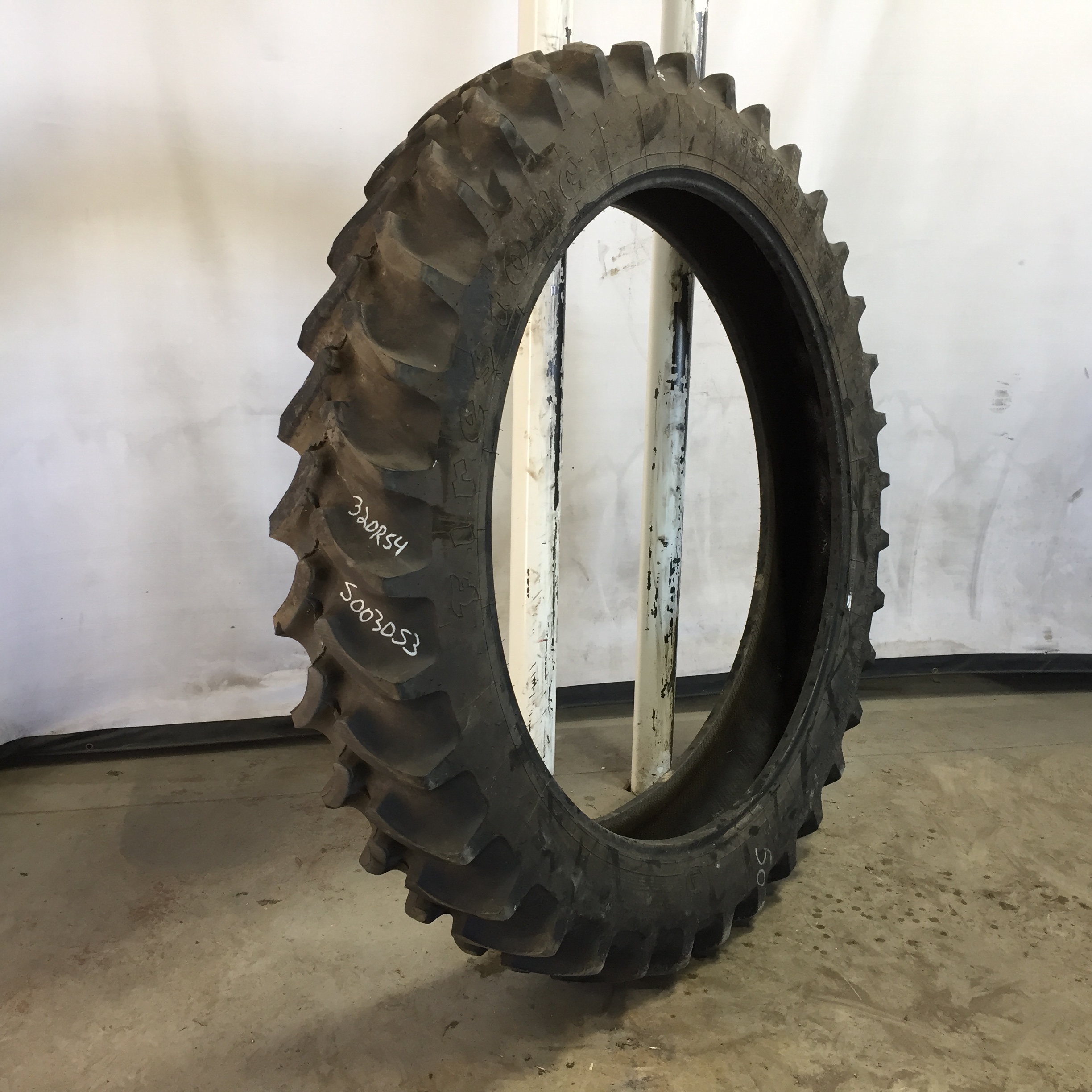 320/90R54 Firestone Radial All Traction DT R-1W Tire S003053