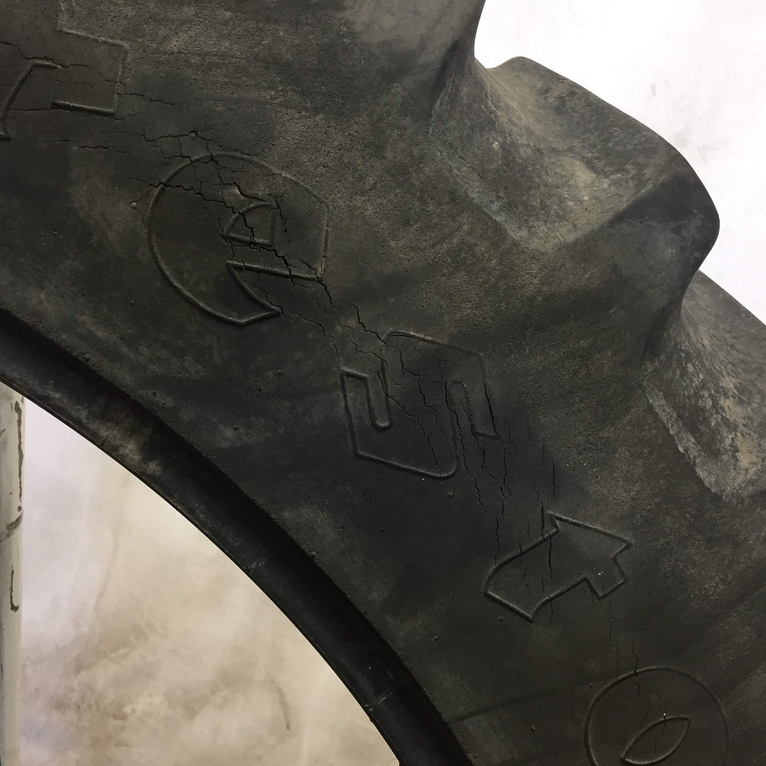 14.9/R46 Firestone Radial All Traction 23 R-1 Tire S003058