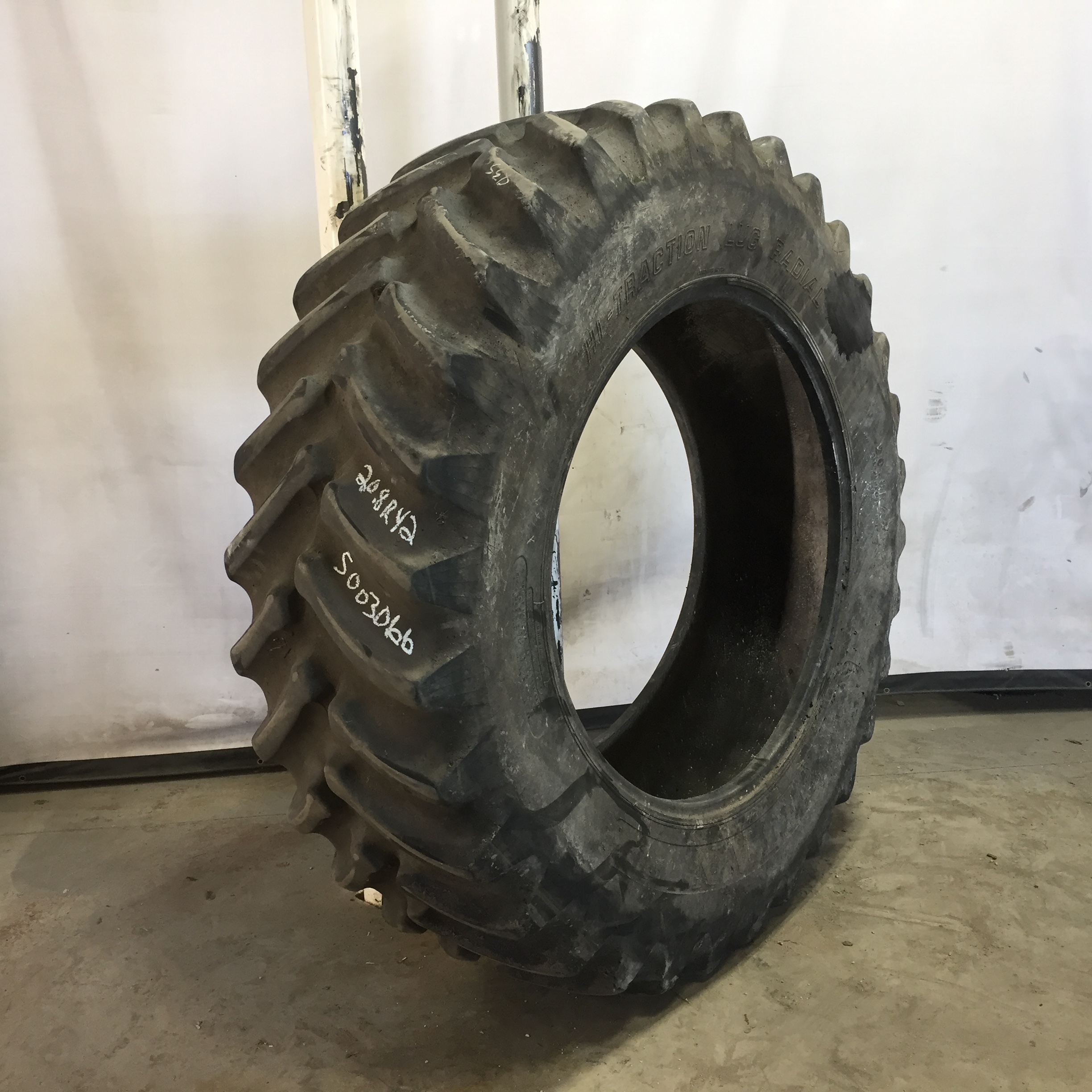 20.8/R42 Titan Farm Hi Traction Lug Radial R-1 Tire S003066