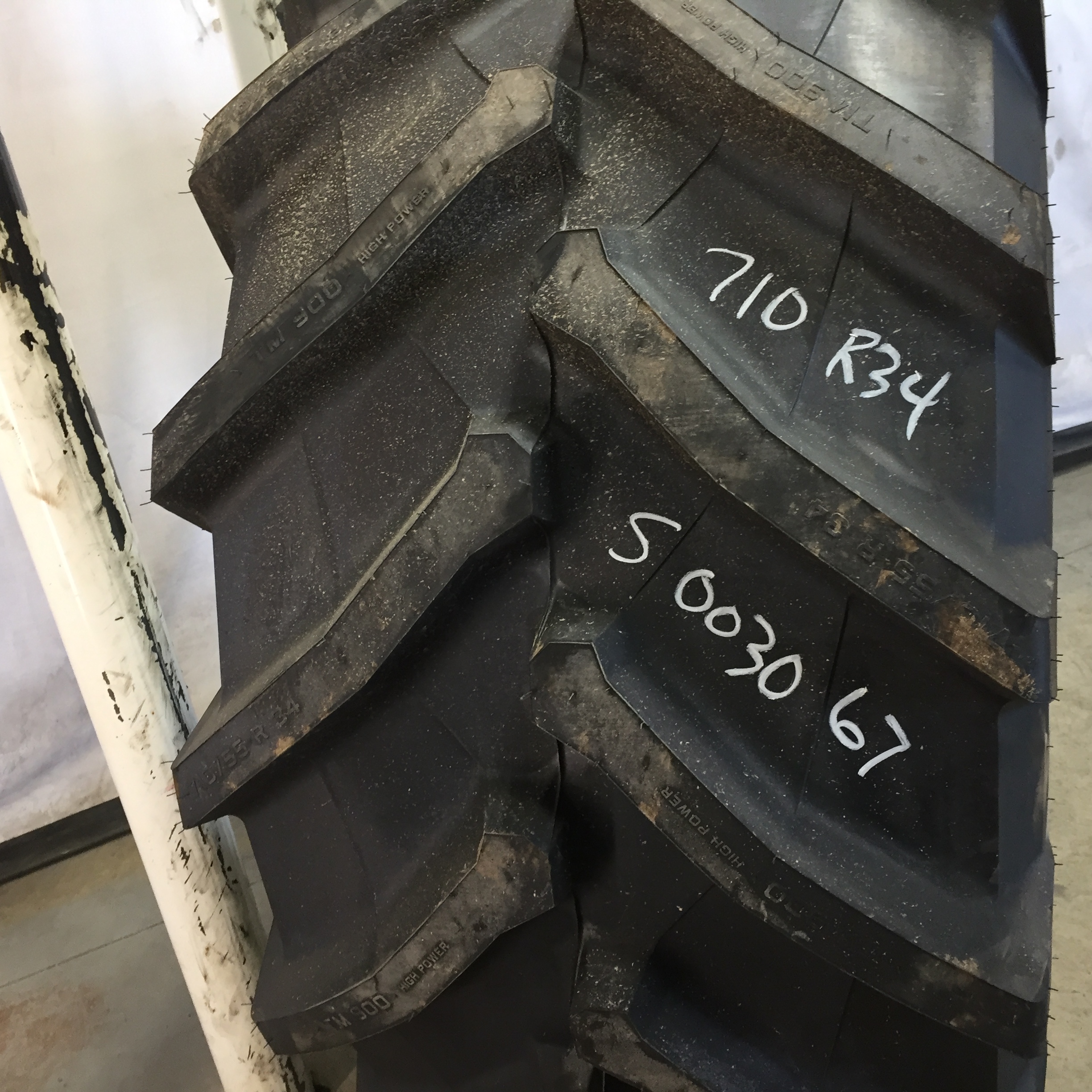 710/55R34 Trelleborg TM900 High Power R-1W Tire S003067