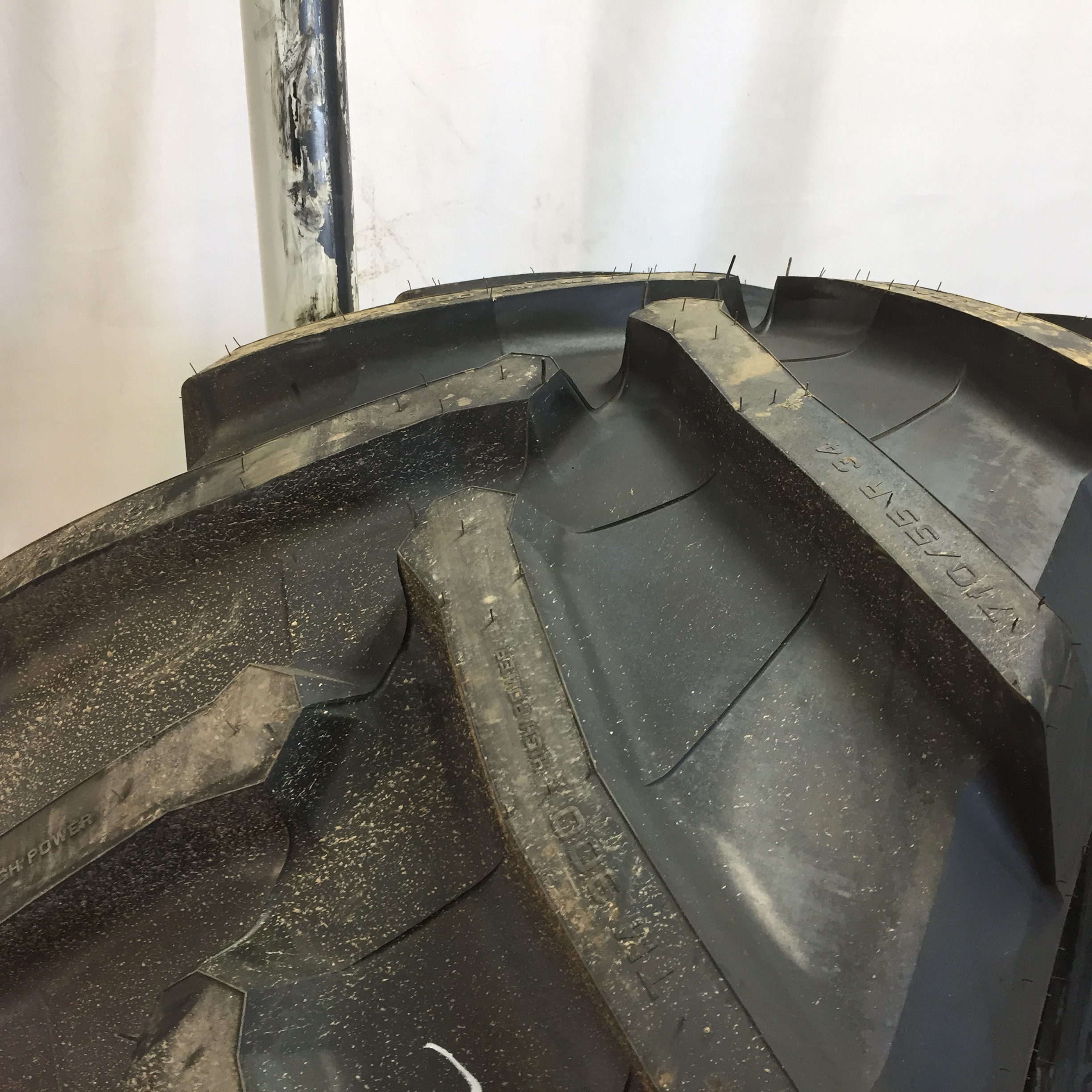 710/55R34 Trelleborg TM900 High Power R-1W Tire S003067