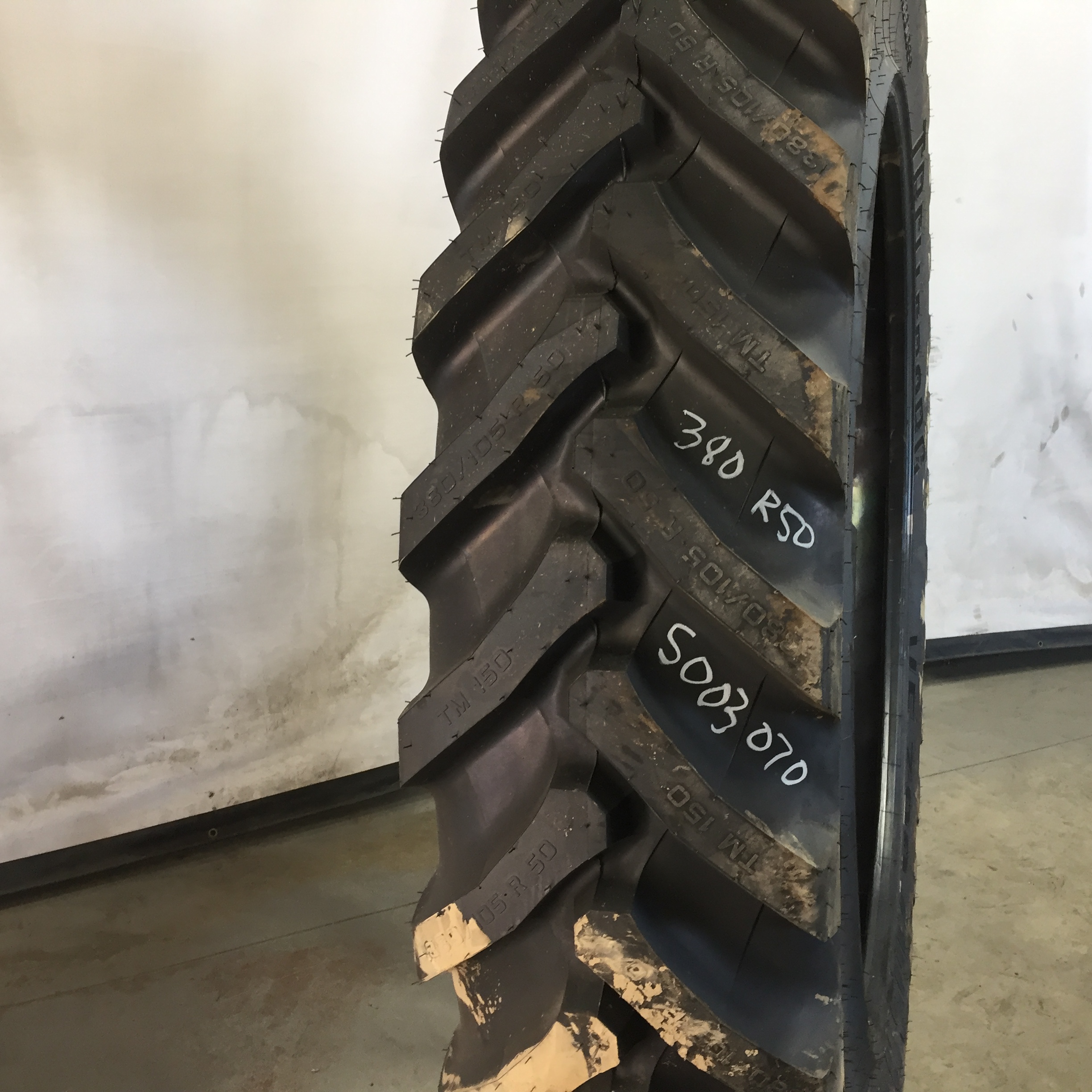 380/105R50 Trelleborg TM150 Row Crop Tire R-1 Tire S003070