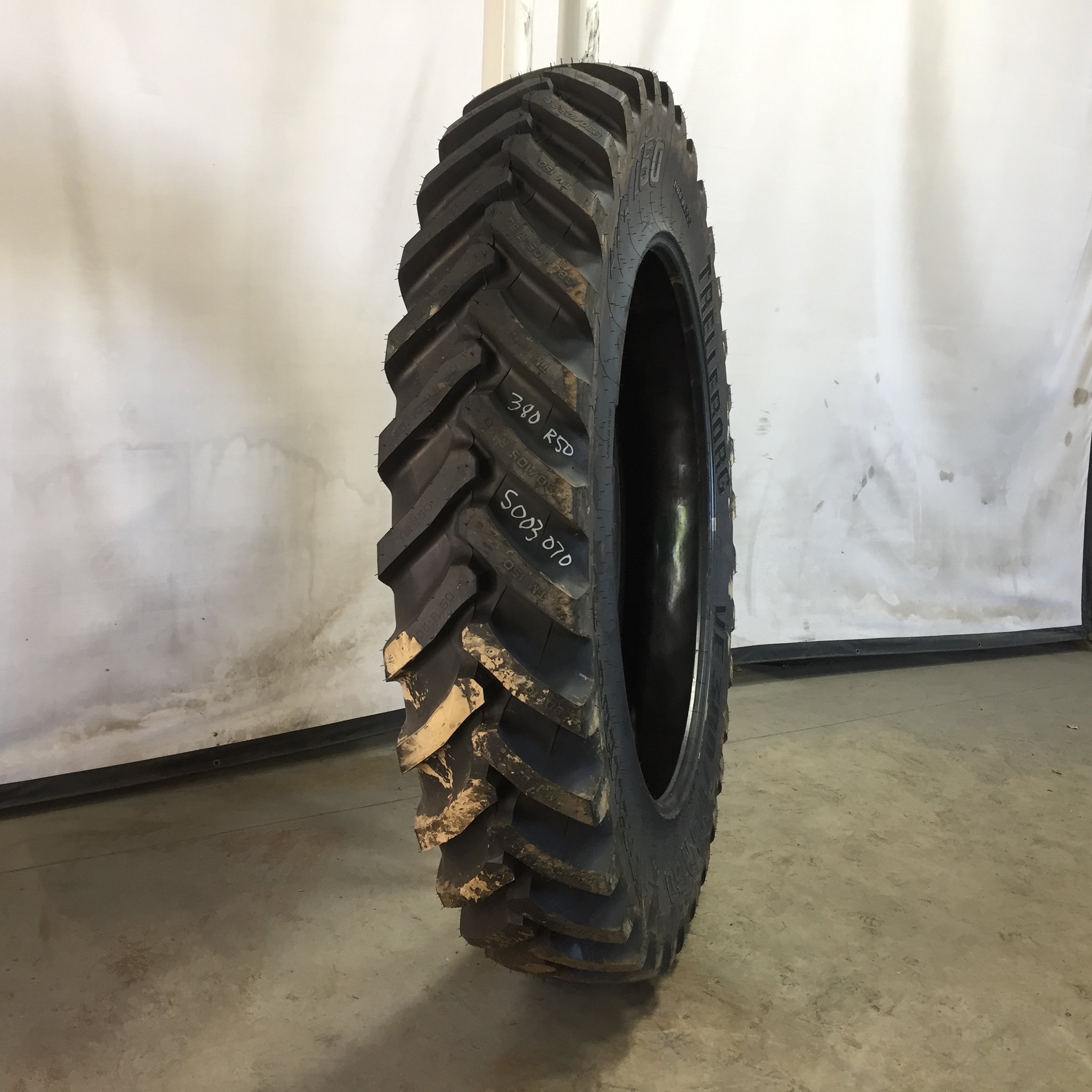 380/105R50 Trelleborg TM150 Row Crop Tire R-1 Tire S003070