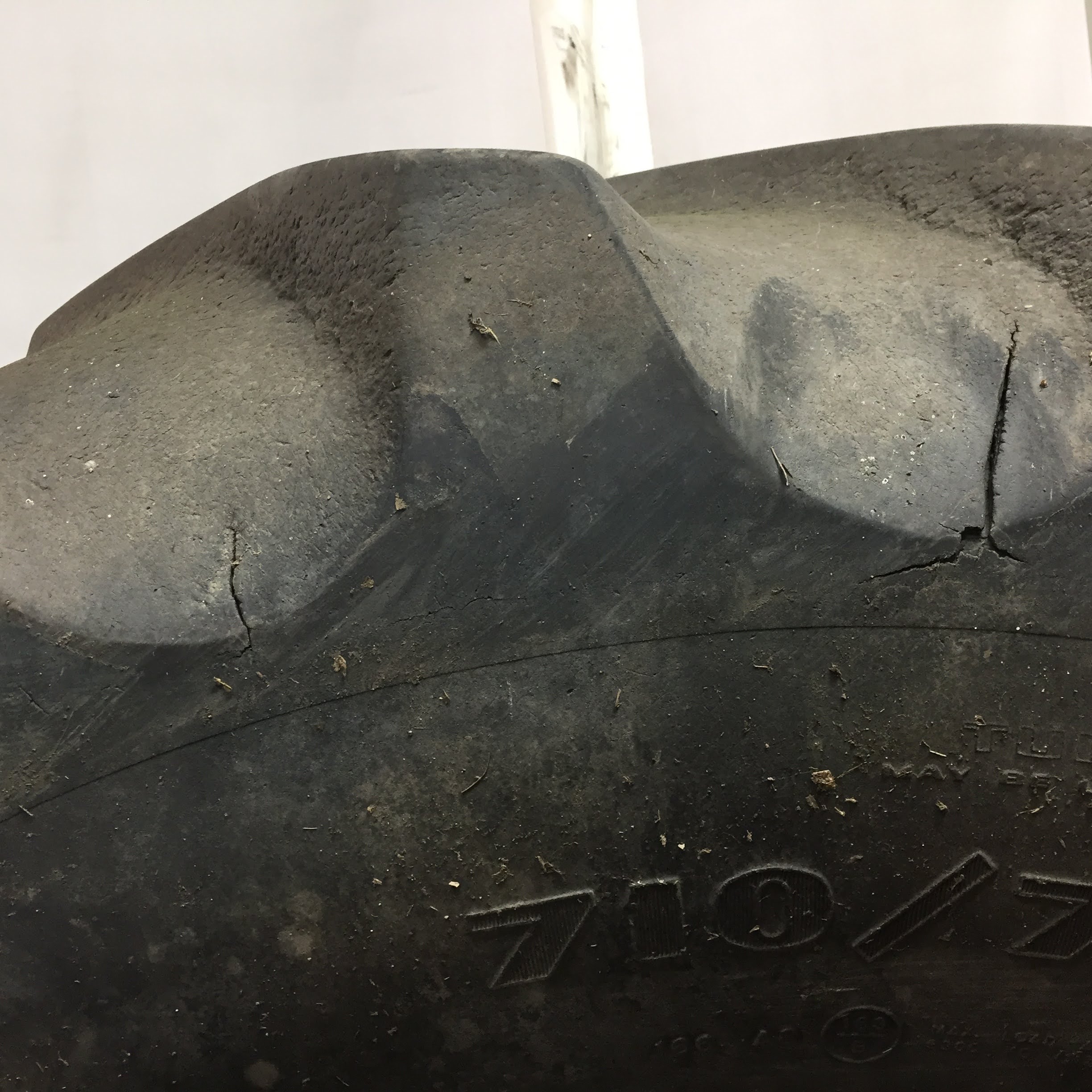 710/70R38 Goodyear Farm DT820 Super Traction R-1W Tire S003086