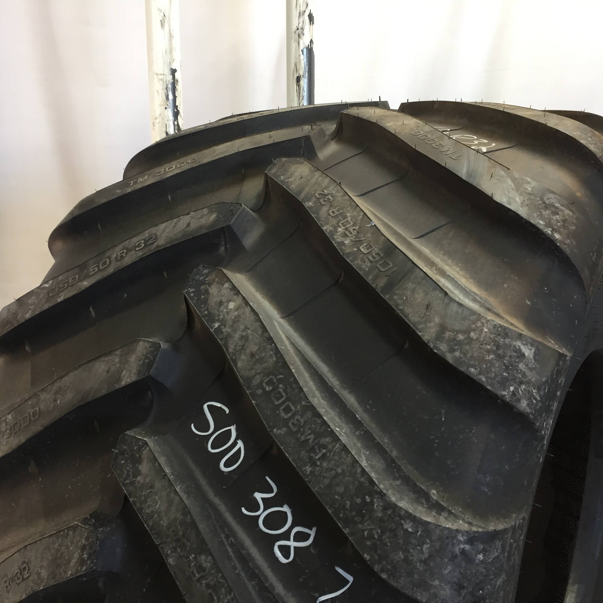 1050/50R32 Trelleborg TM3000 VF R-1W Tire S003087