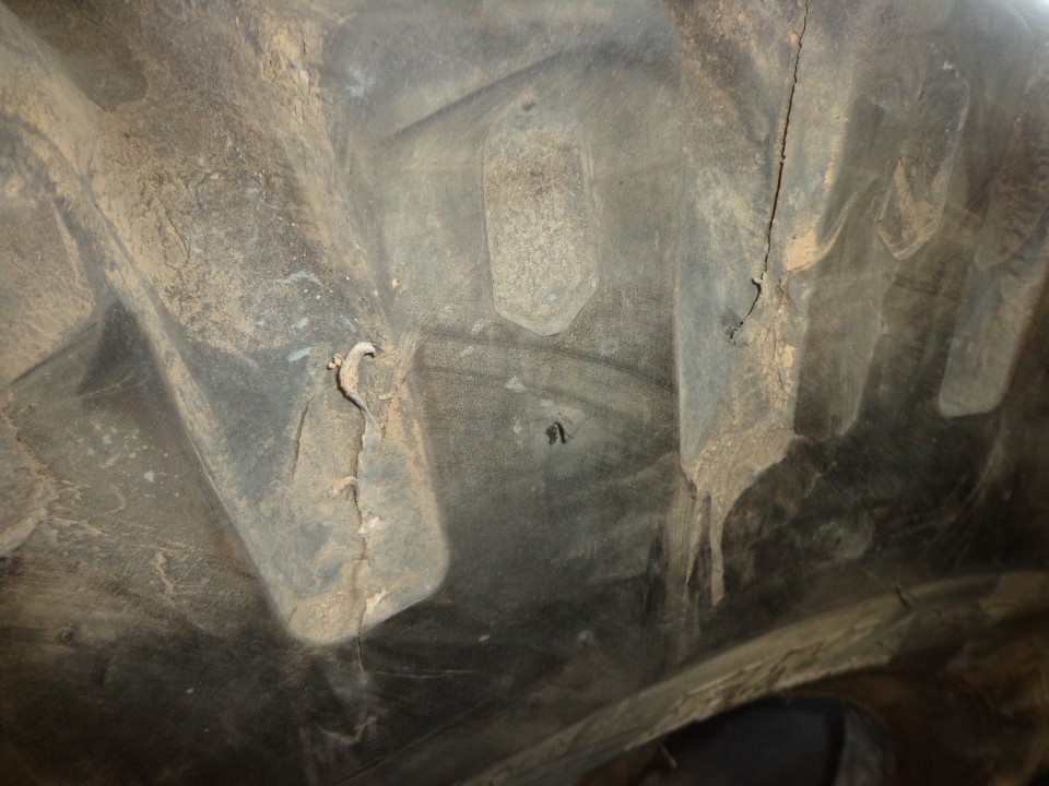 14.00/-25 BKT Tires EM 937 Earthmover E-3 Tire 006417