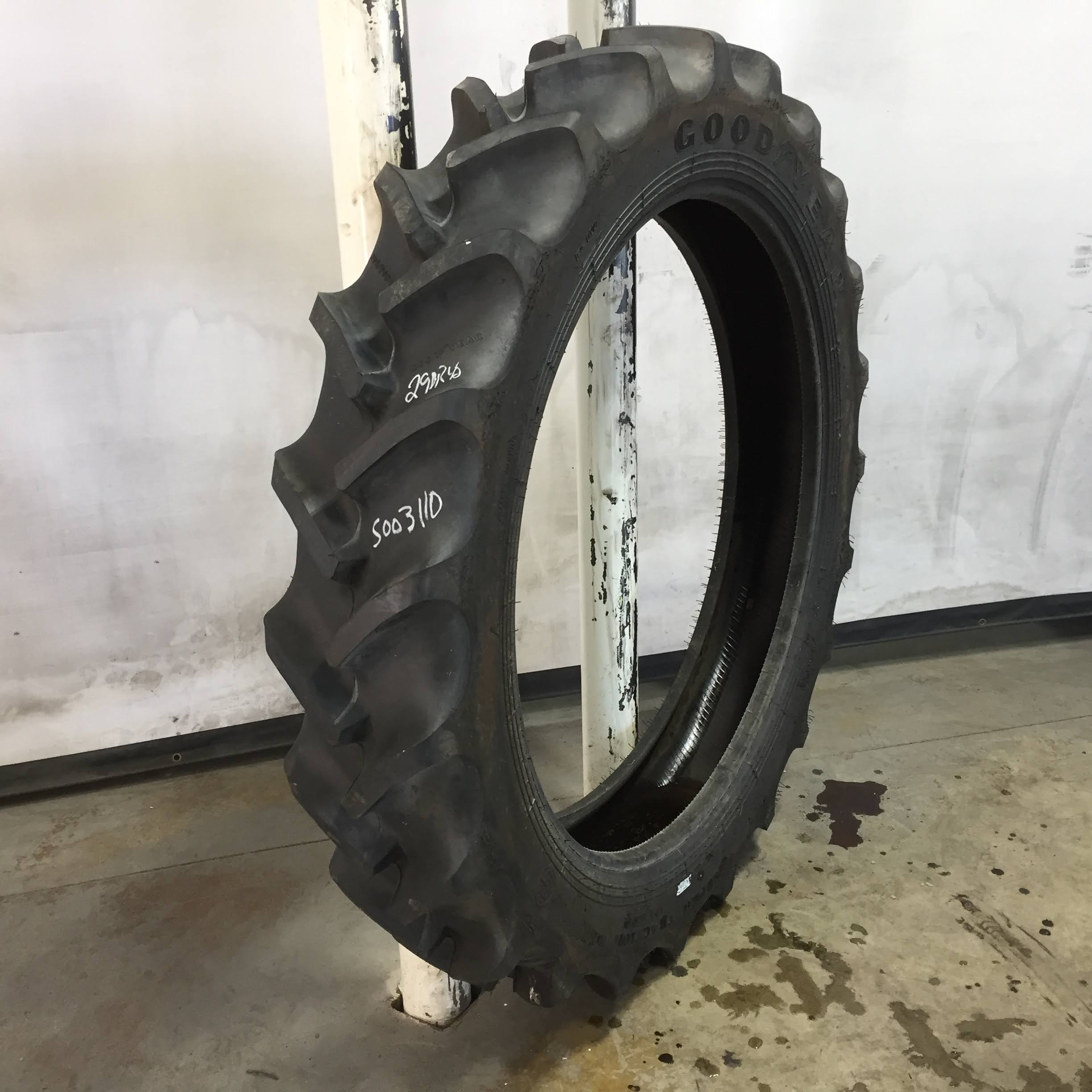 290/90R42 Goodyear Farm Super Traction Radial R-1W Tire S003110