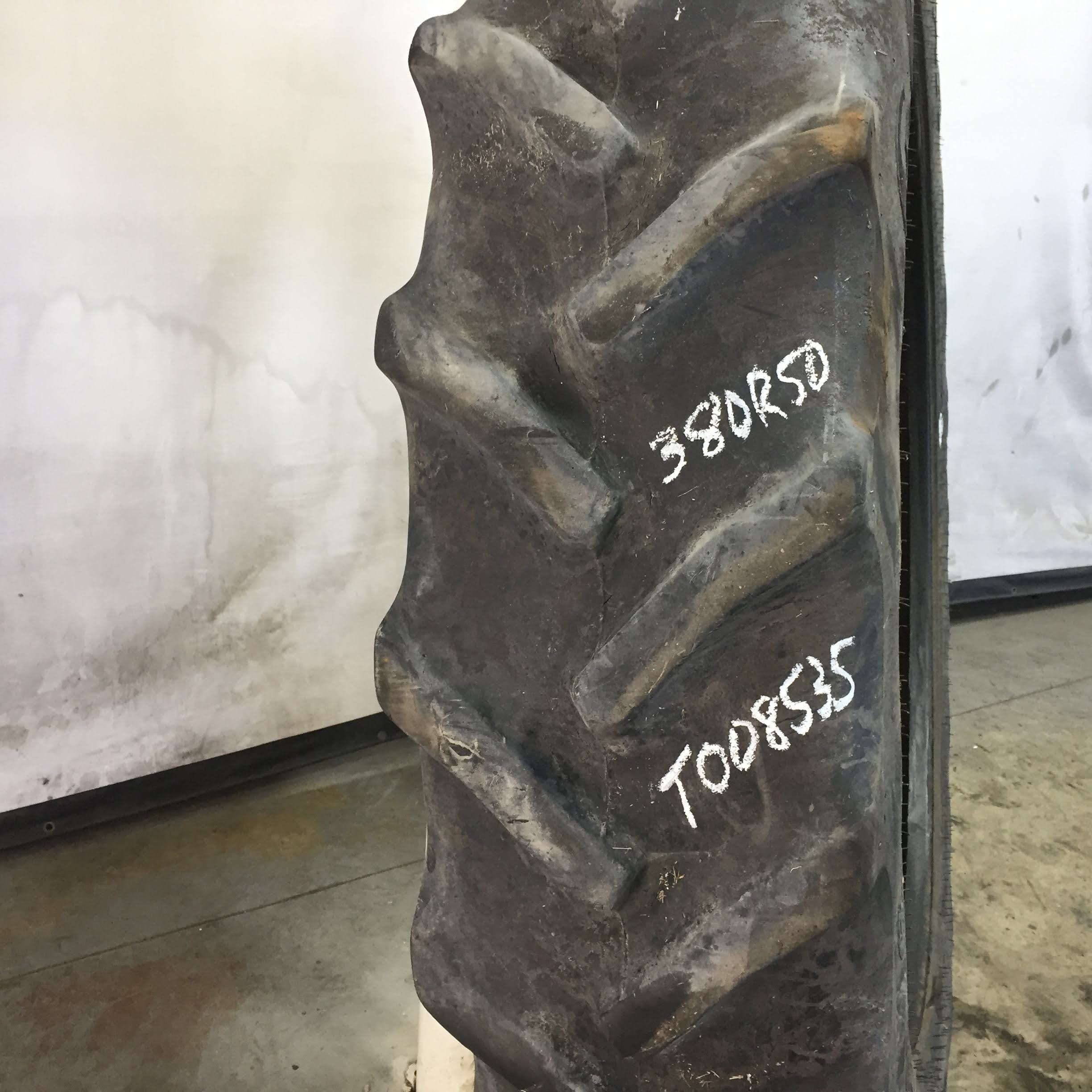 380/90R50 Goodyear Farm DT800 Optitrac R-1W Tire T008535