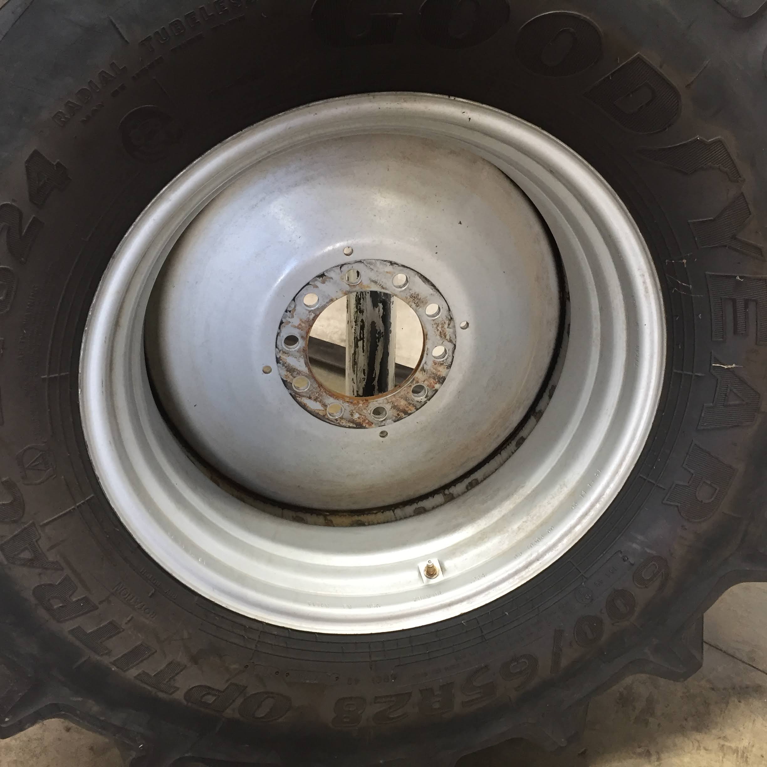 28''D x 18''W Formed Plate Wheel WT008540