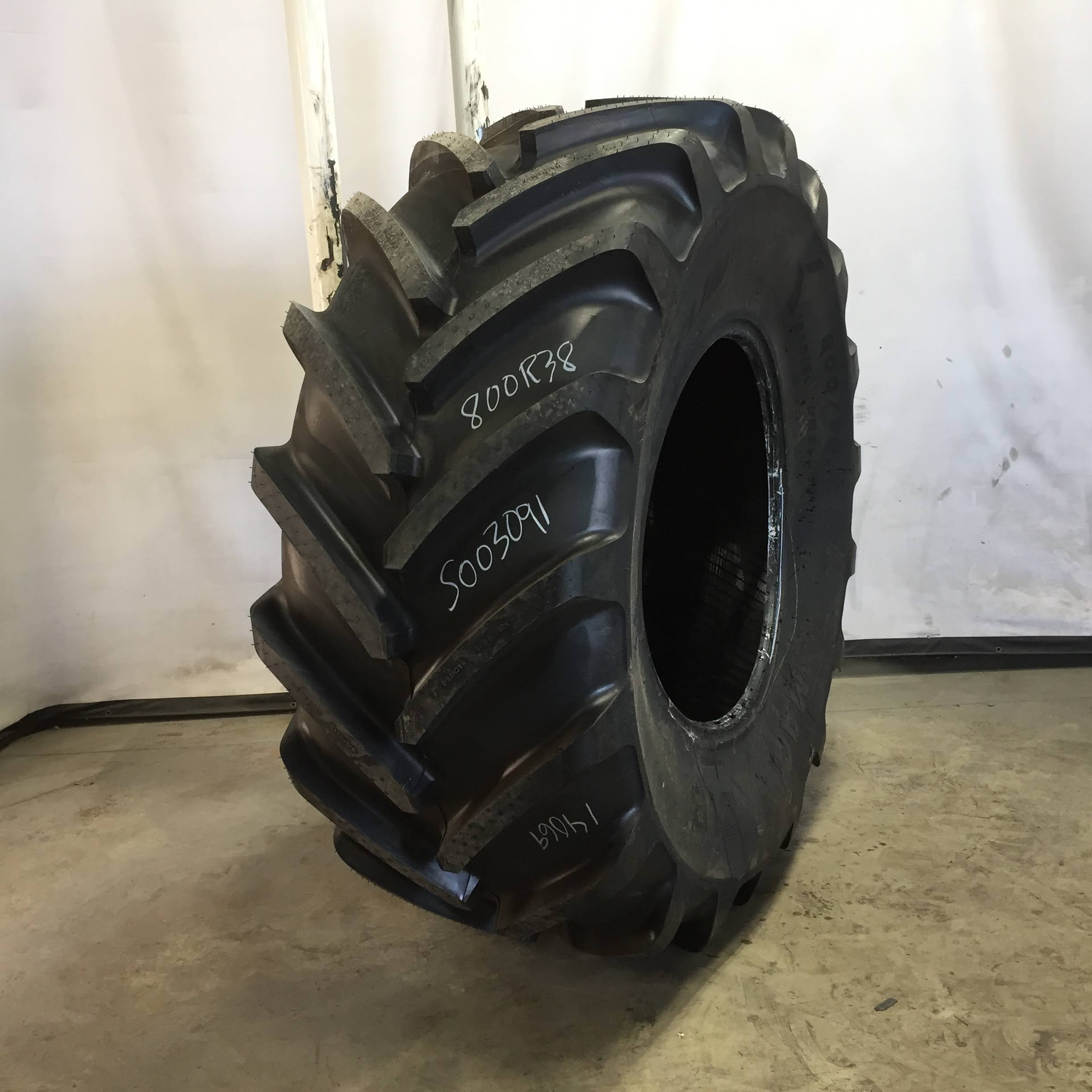 800/70R38 Michelin MachXBib R-1W Tire S003091