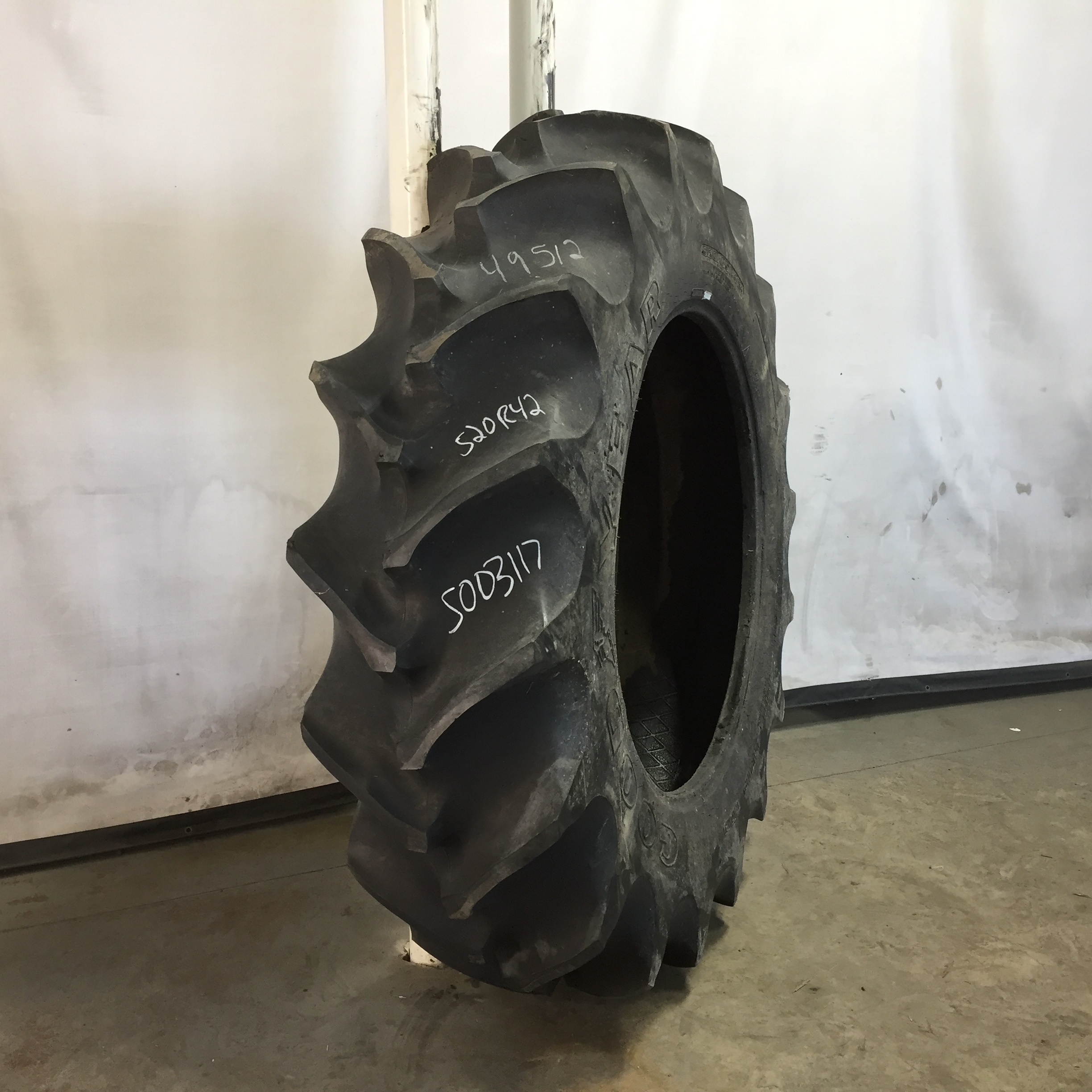 520/85R42 Goodyear Farm Special Sure Grip Radial TD8 R-2 Tire S003117