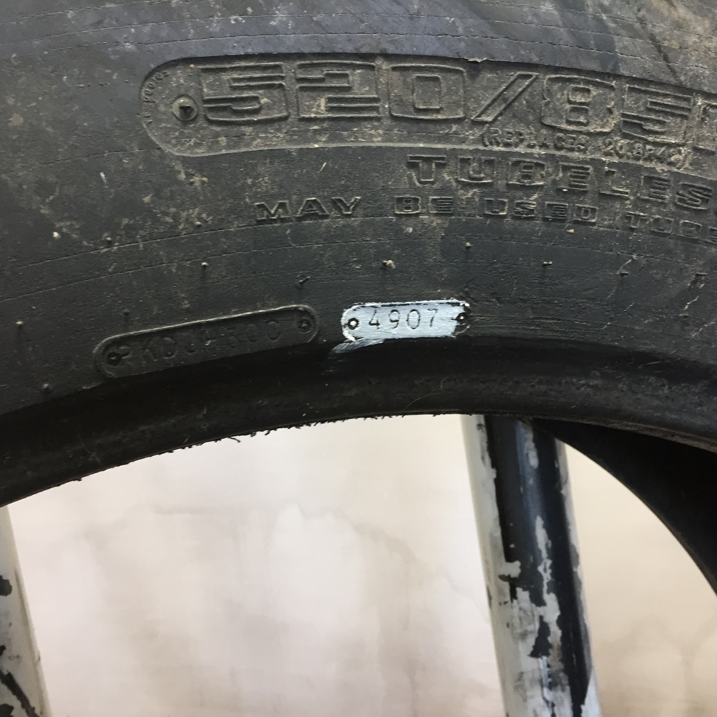 520/85R42 Goodyear Farm Special Sure Grip Radial TD8 R-2 Tire S003117