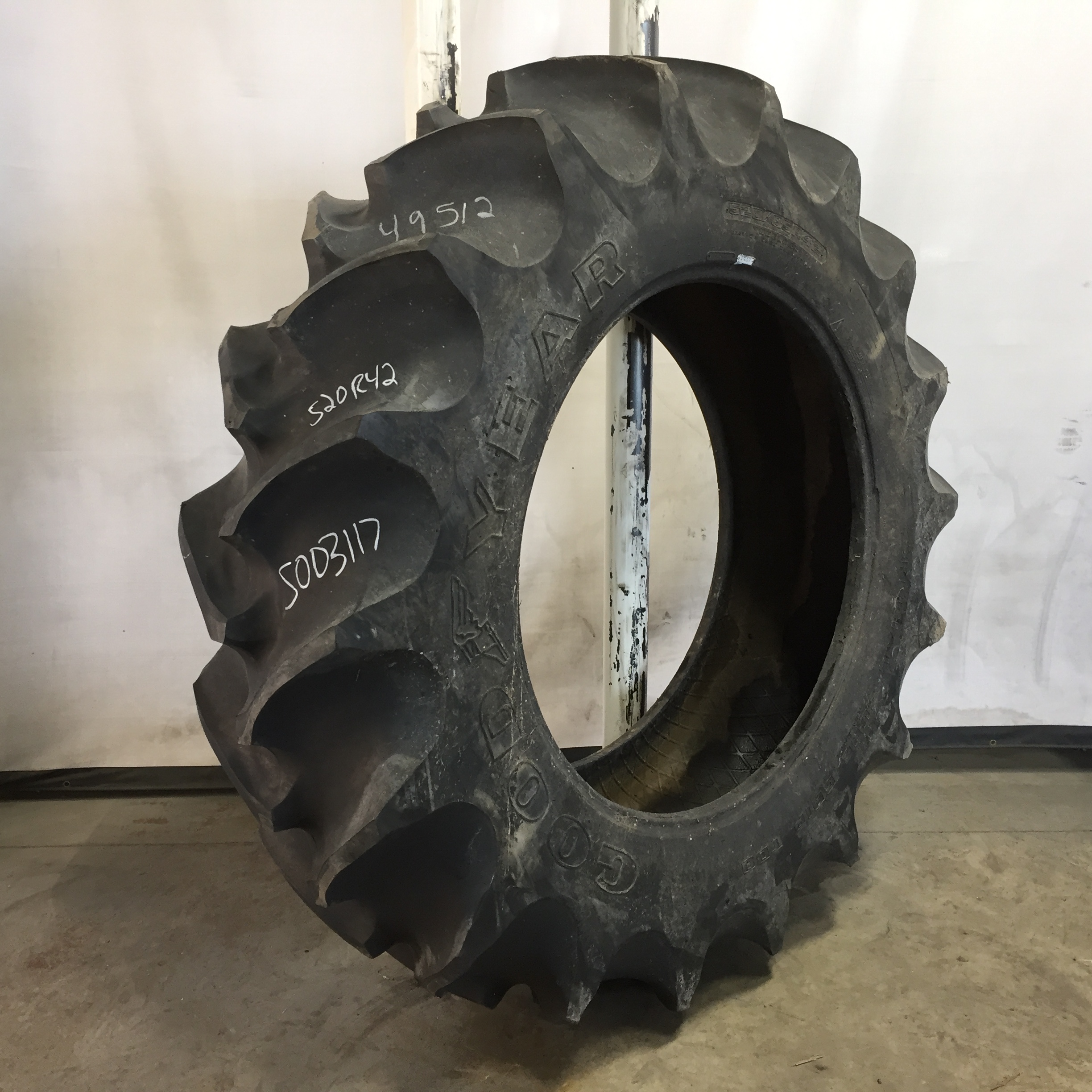 520/85R42 Goodyear Farm Special Sure Grip Radial TD8 R-2 Tire S003117