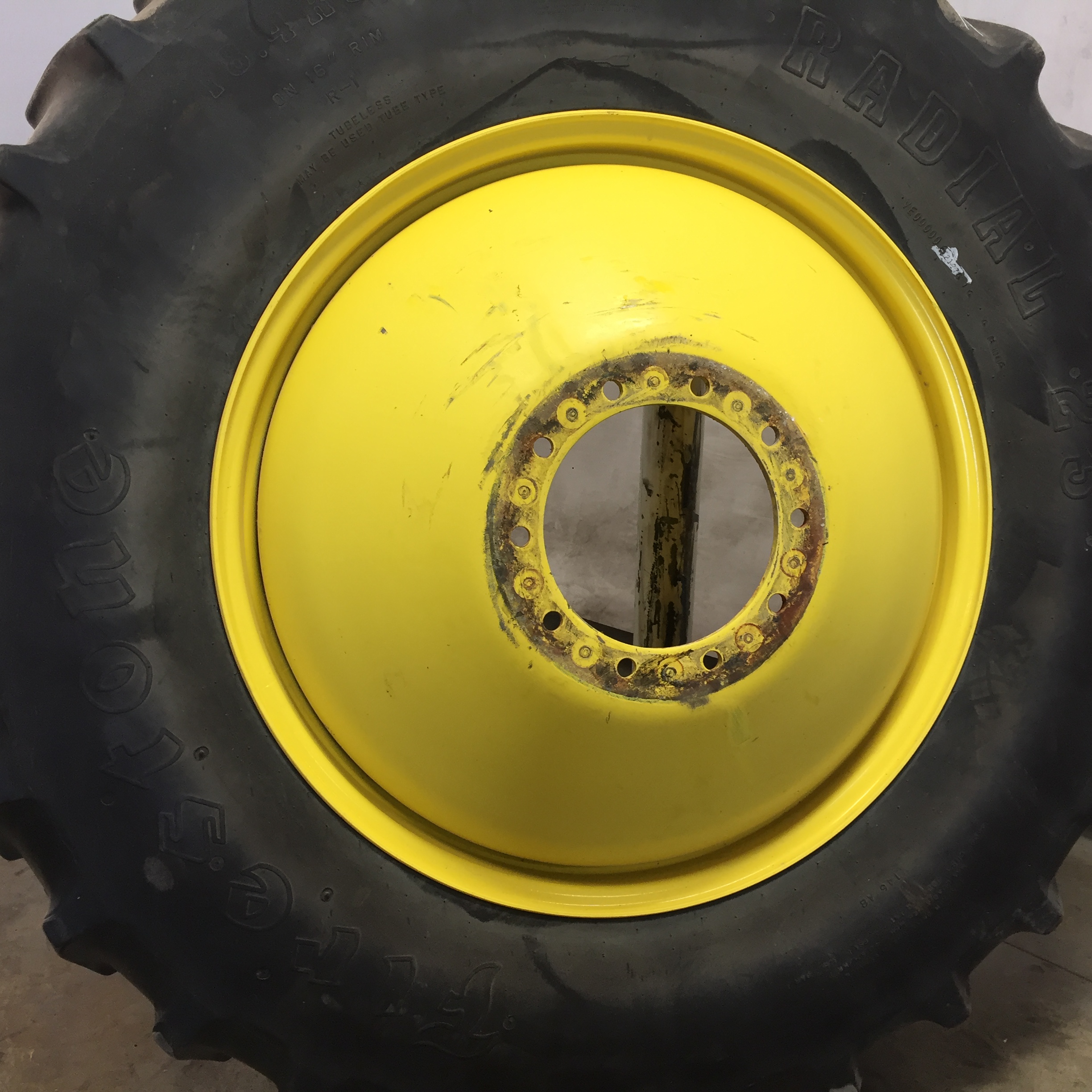 38''D x 16''W Dolly Dual Wheel WT008560