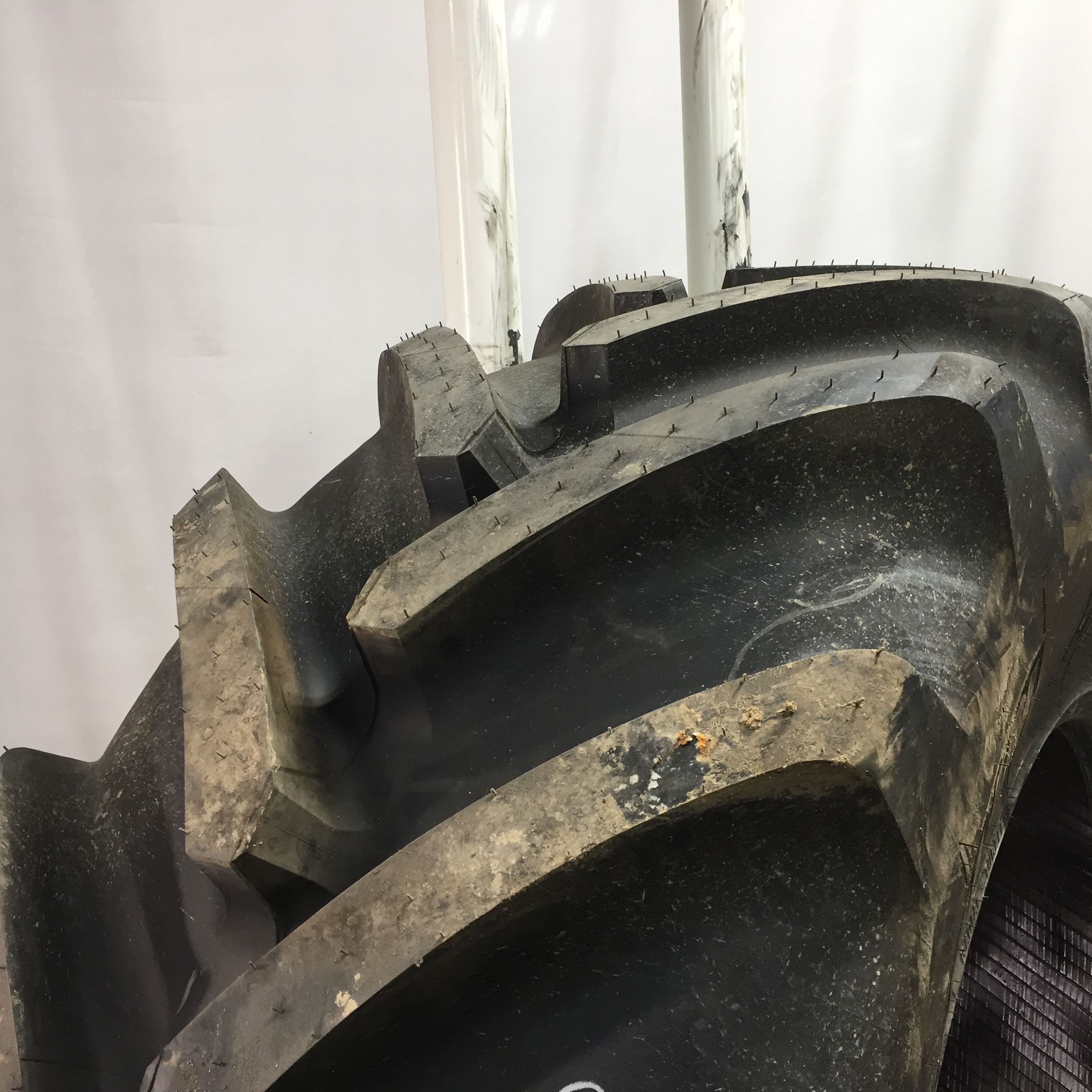 710/70R42 Michelin Axiobib R-1W Tire S003139