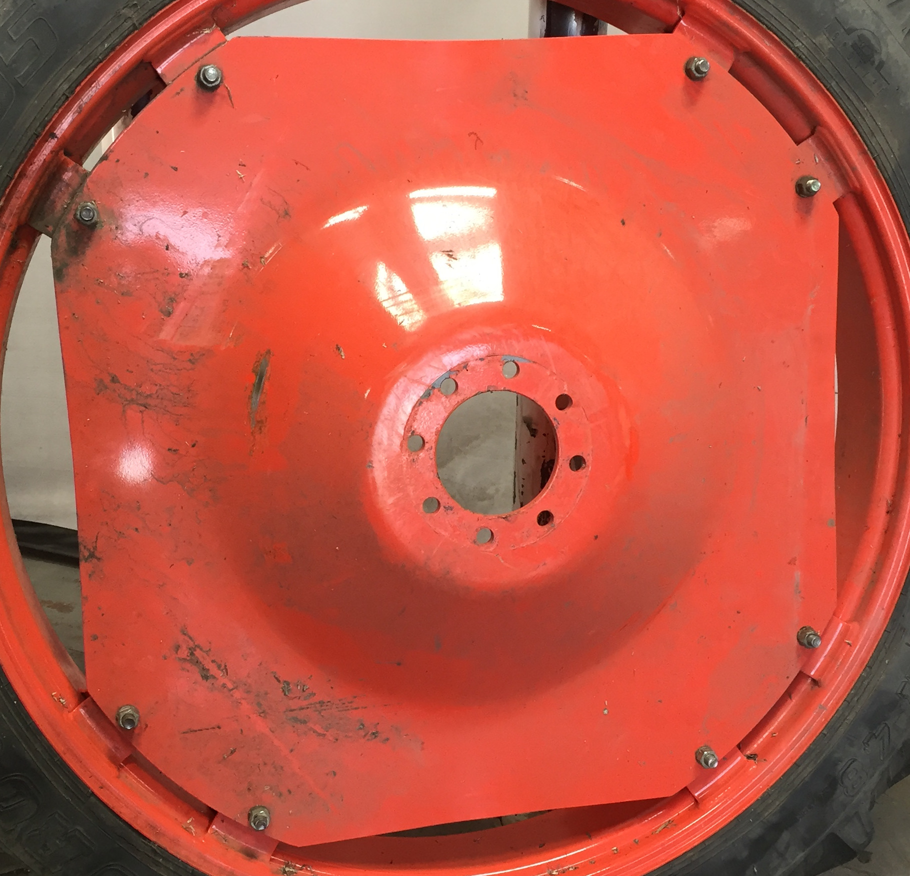 Rim with Clamp/U-Clamp (groups of 2 bolts) WT008571