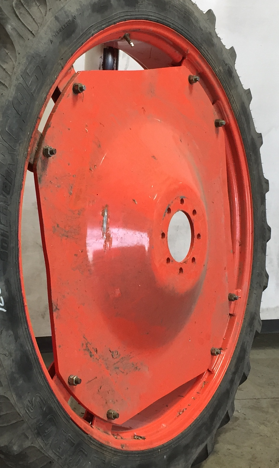 Rim with Clamp/U-Clamp (groups of 2 bolts) WT008571