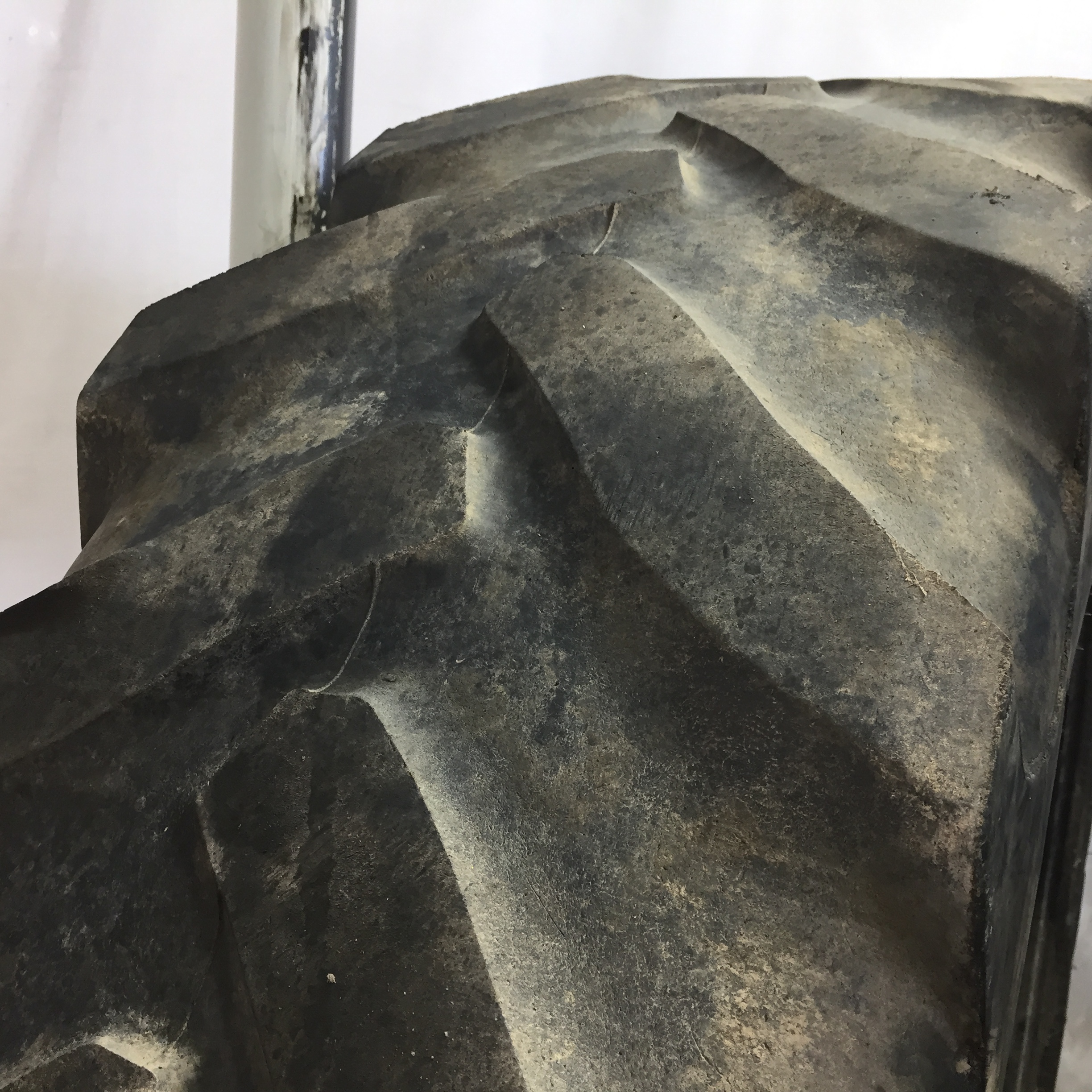 480/80R50 Goodyear Farm DT800 Super Traction R-1W Tire T008587