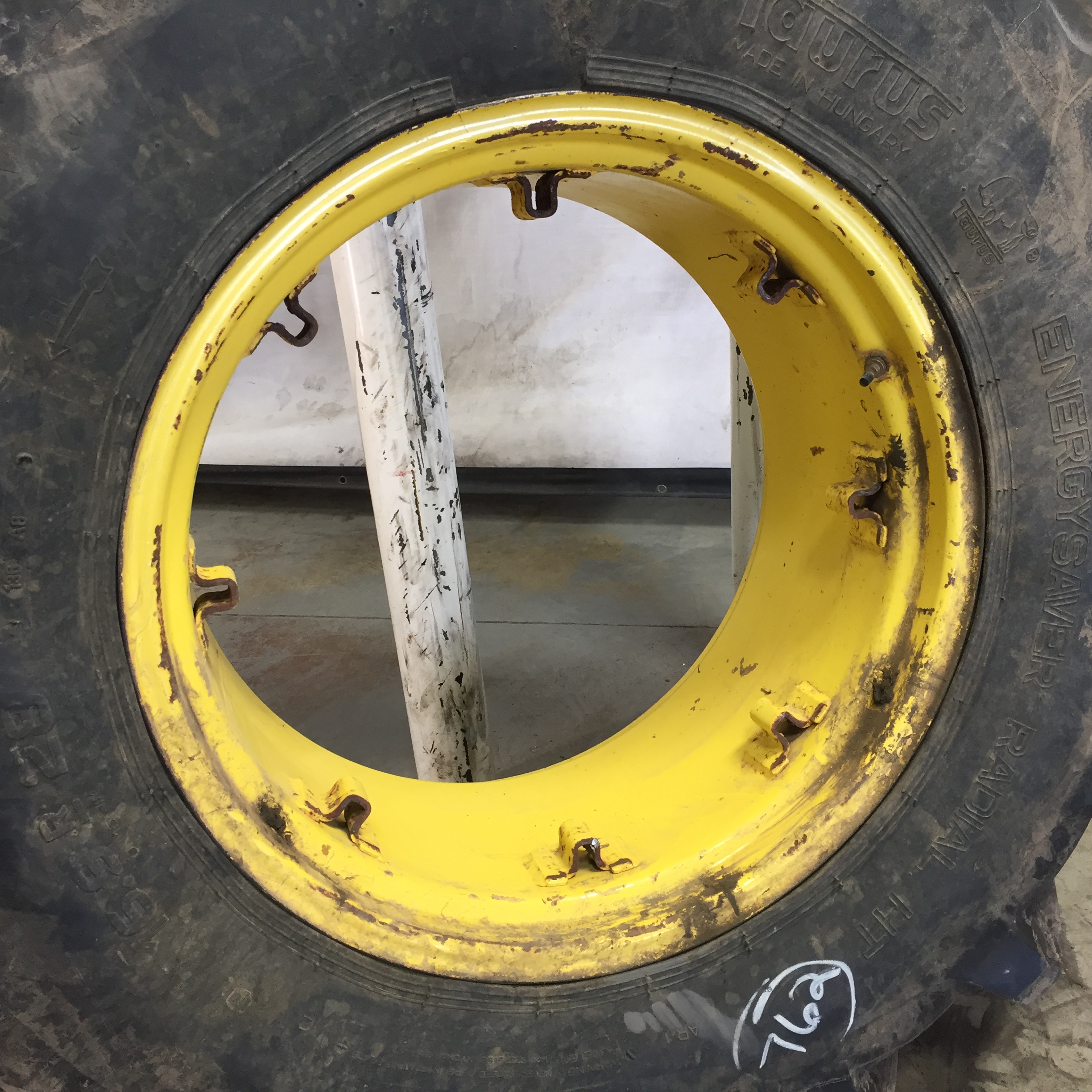 28''D x 15''W Rim with Clamp/Loop Style Wheel WT008600