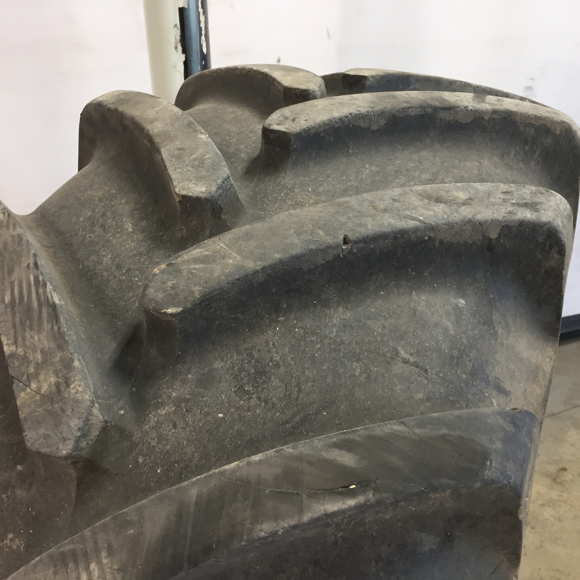 540/65R26 Michelin Multibib(XM108) R-1W Tire T008602