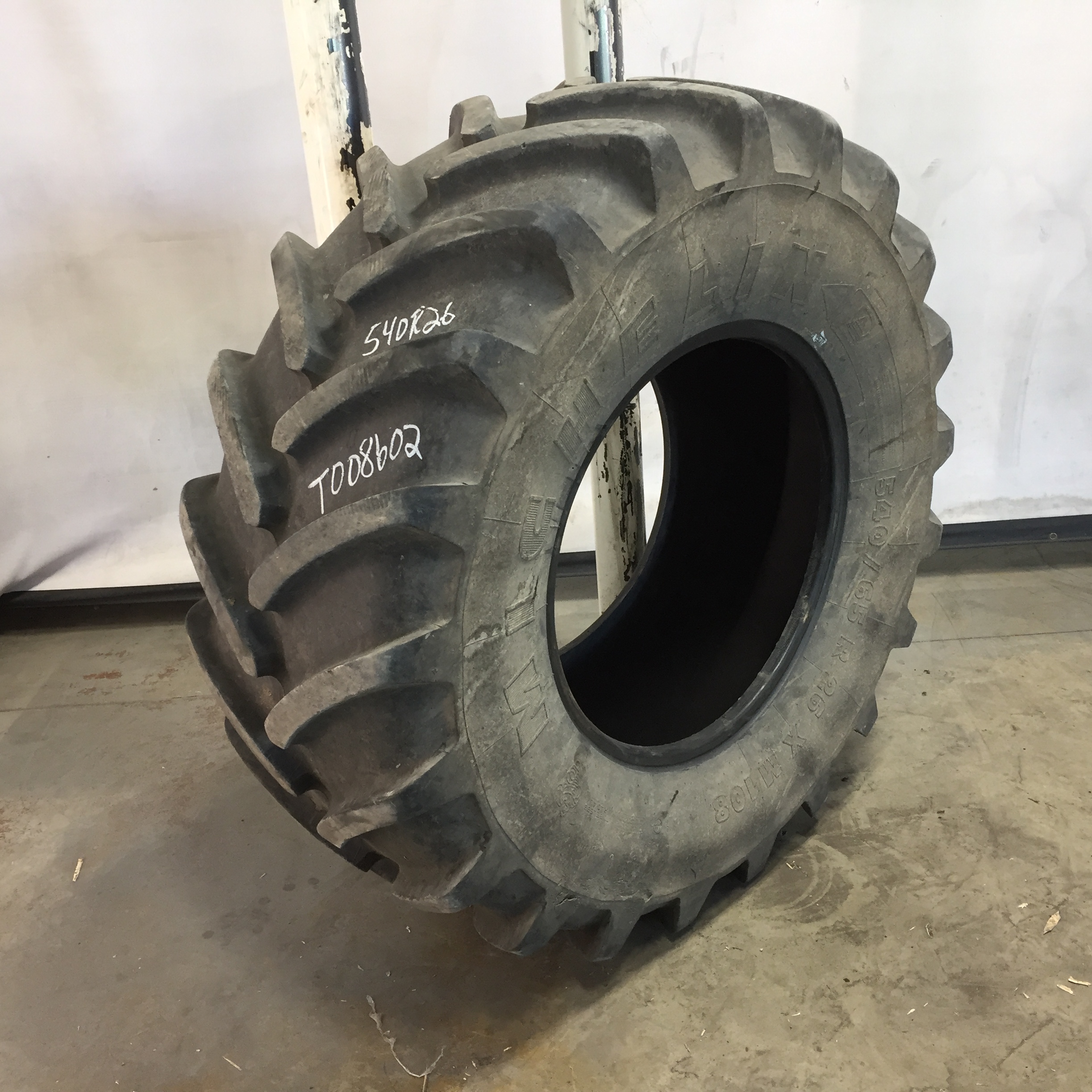 540/65R26 Michelin Multibib(XM108) R-1W Tire T008602