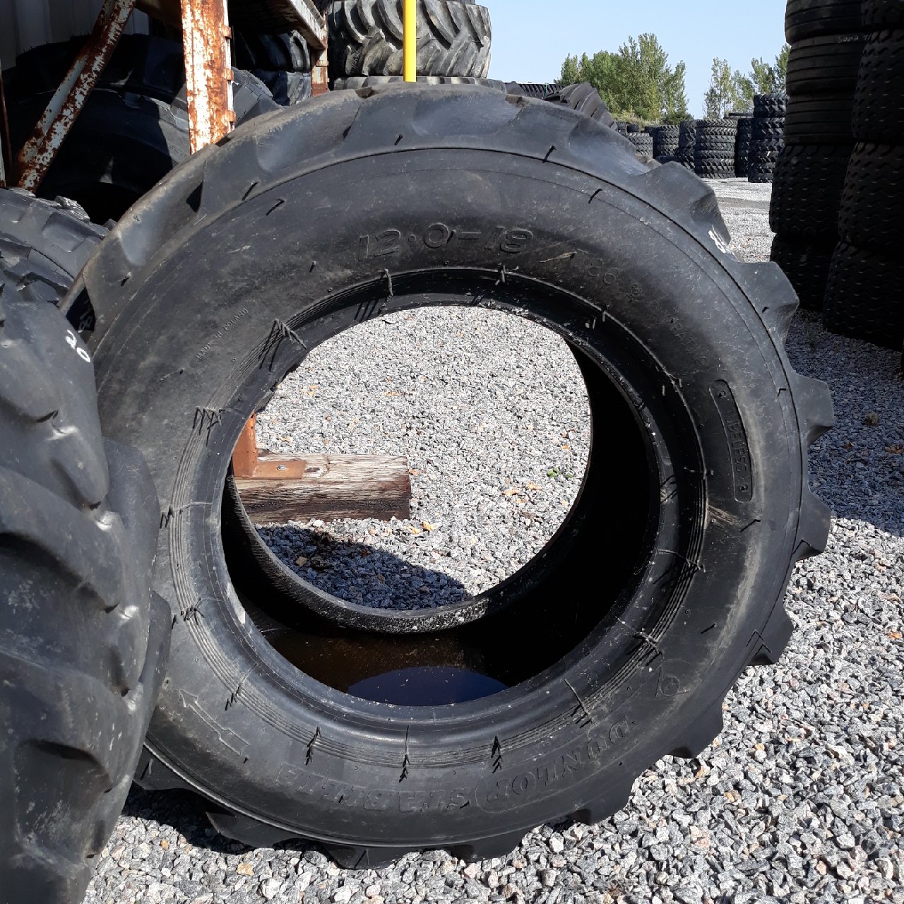 12.0/-18 Dunlop T86 Stabilarge R-4 Tire T004948